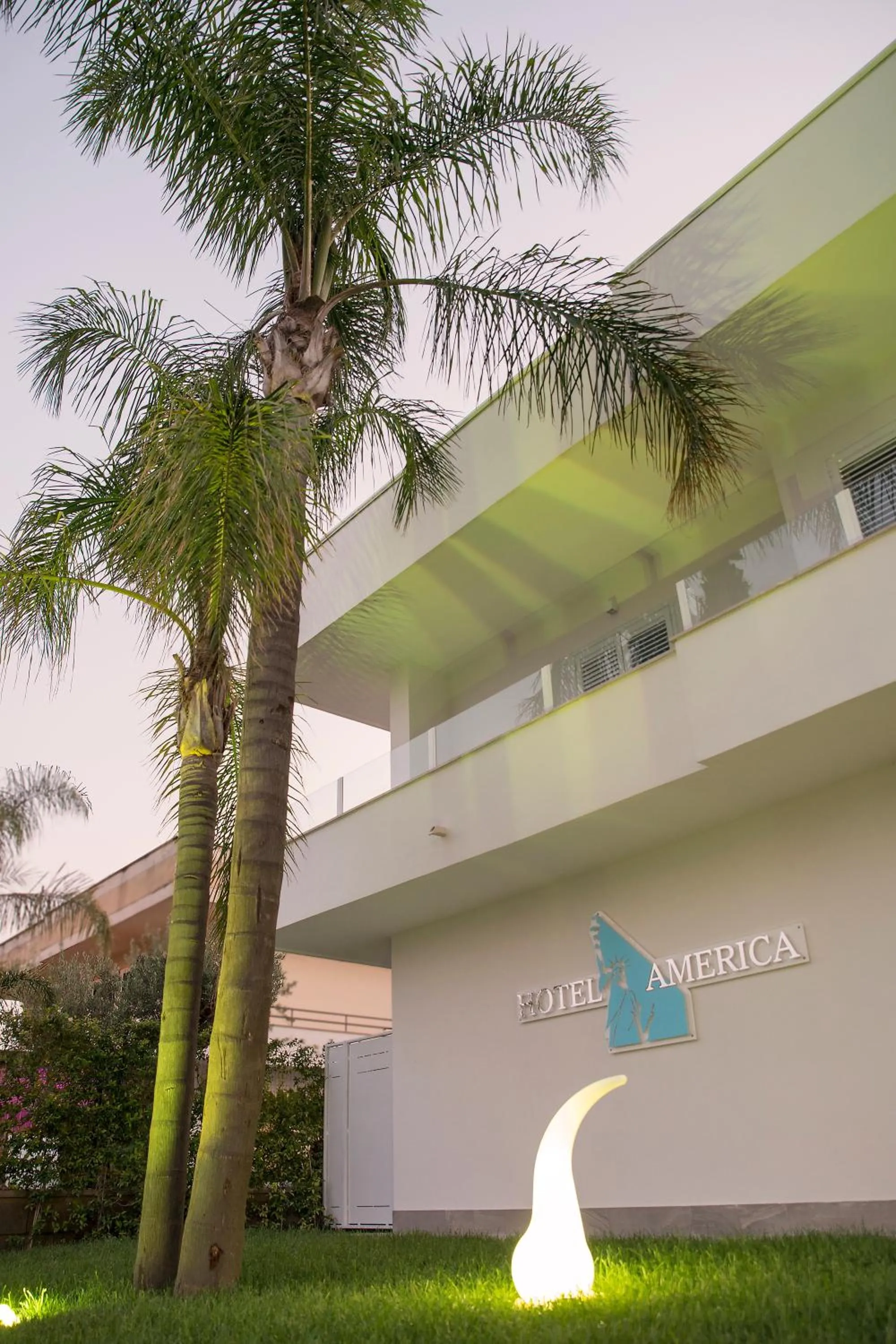 Property building in Hotel America