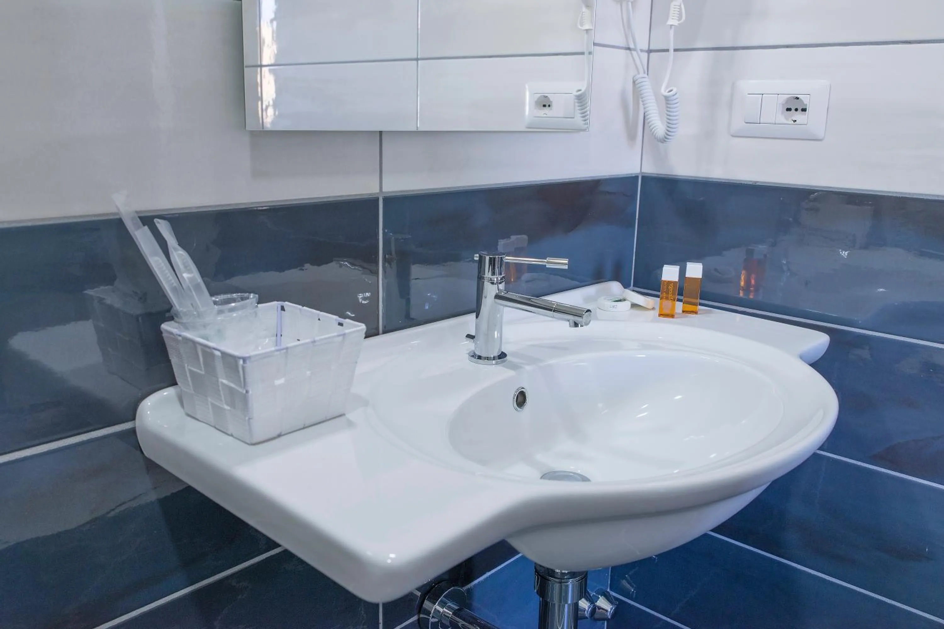 Bathroom in Hotel America