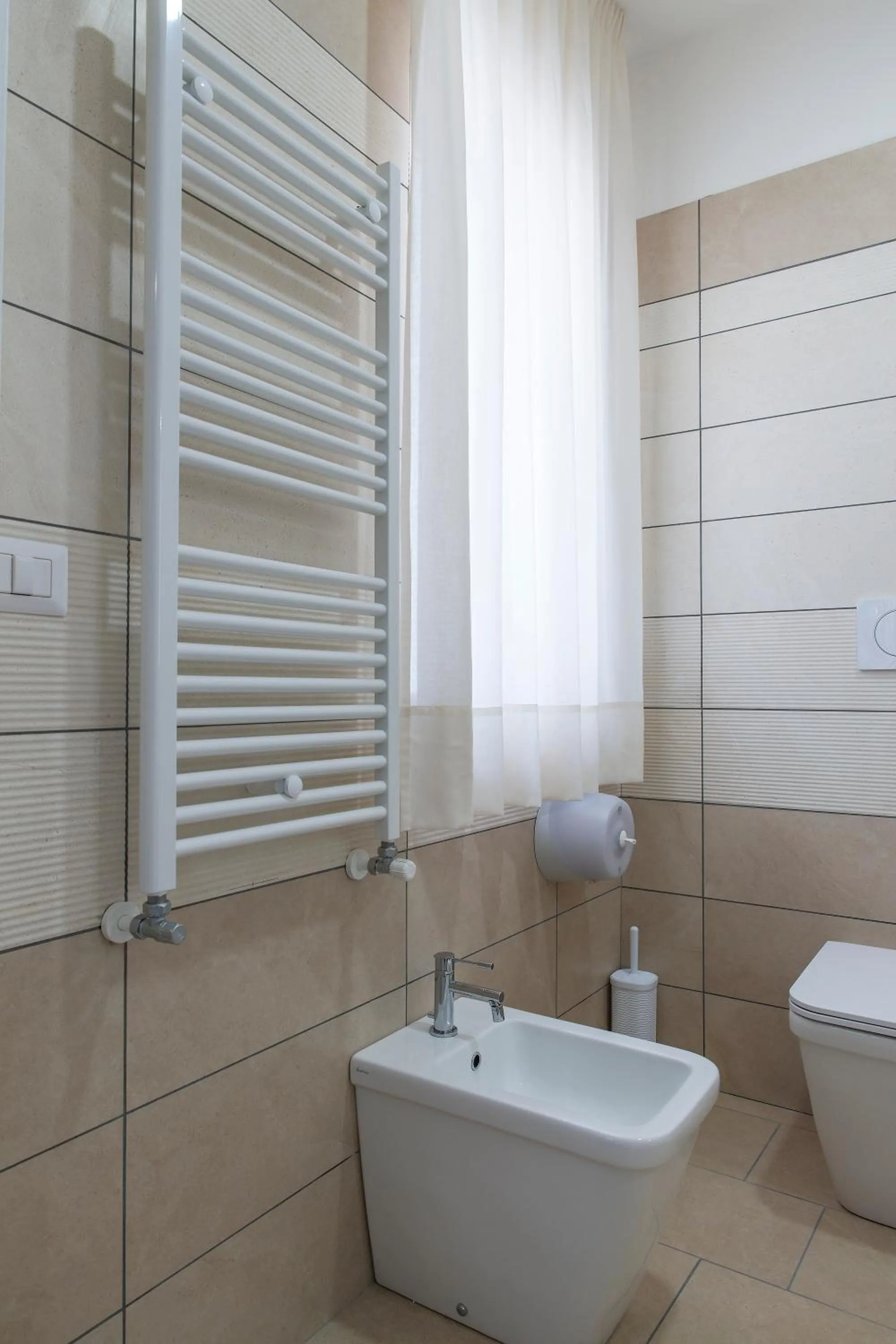 Bathroom in Hotel America