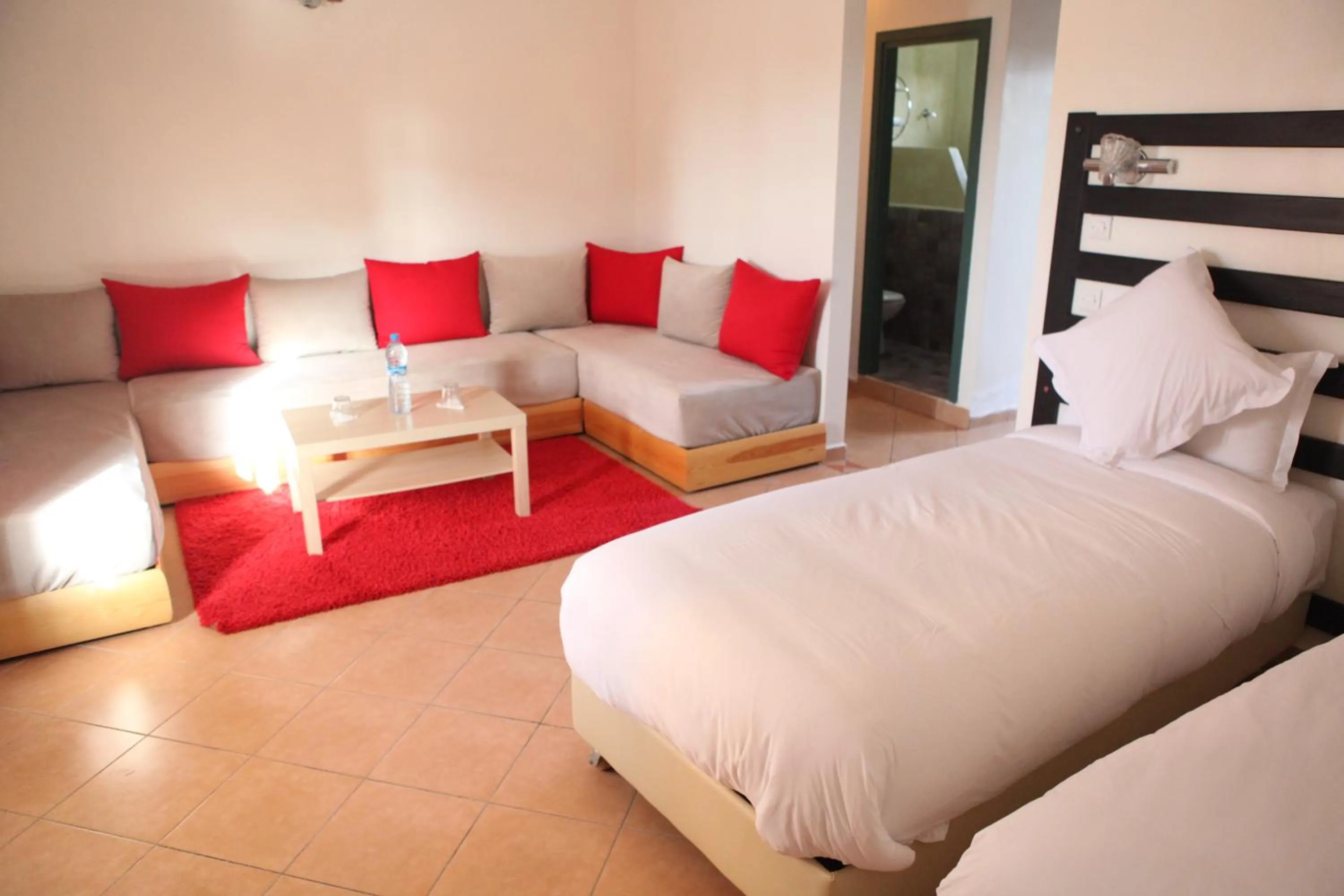 Seating area in Zerad