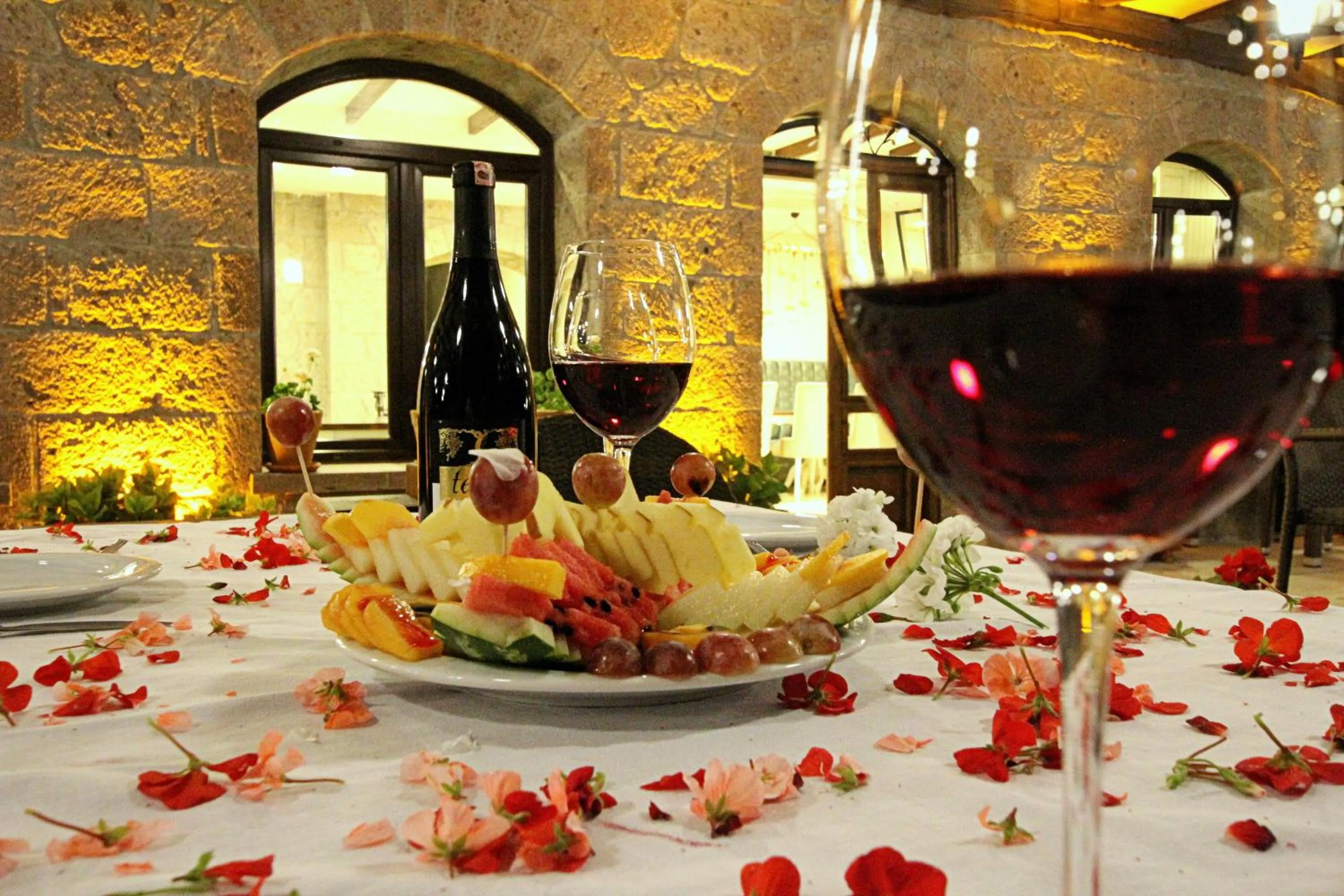 Restaurant/places to eat in Assos Sunaba Kasri Hotel