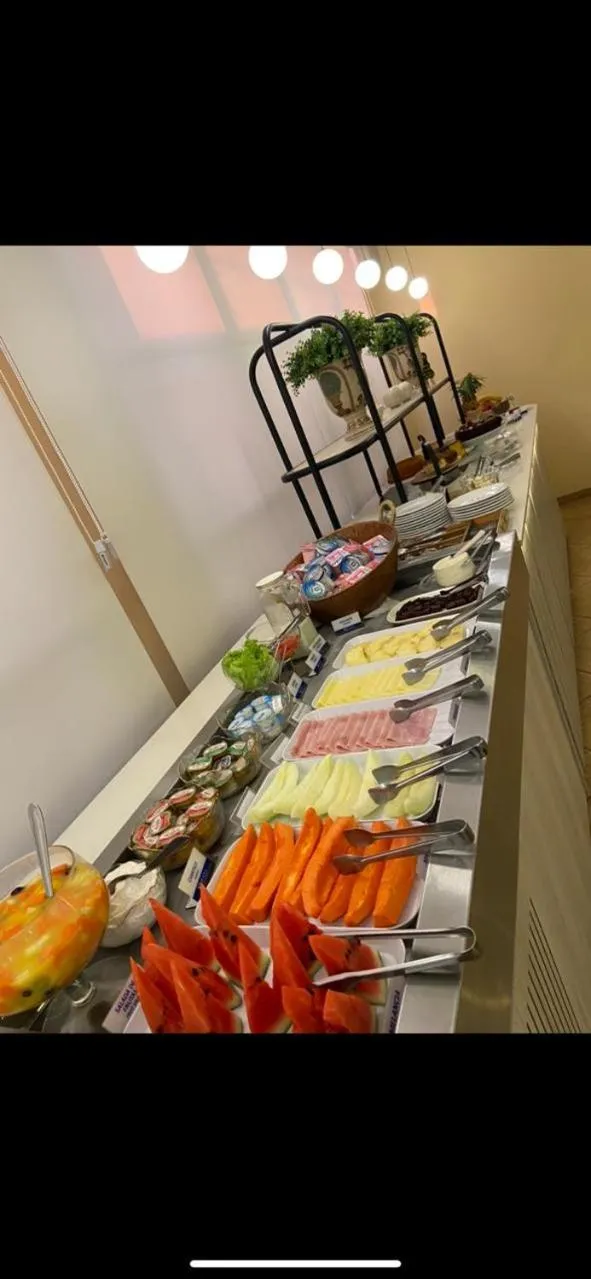 Breakfast in Savana Park Hotel