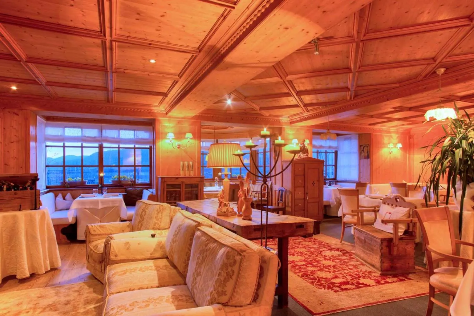 Restaurant/places to eat in Hotel Alle Ciaspole