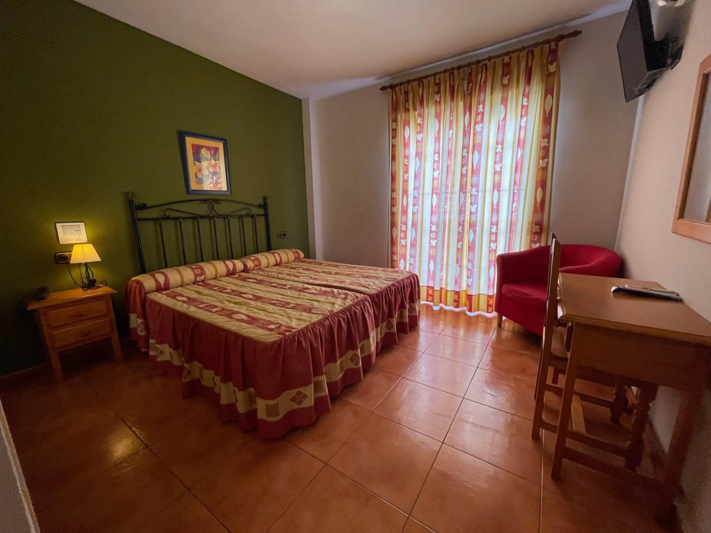 Bedroom, Bed in Quéntar Hotel Rural