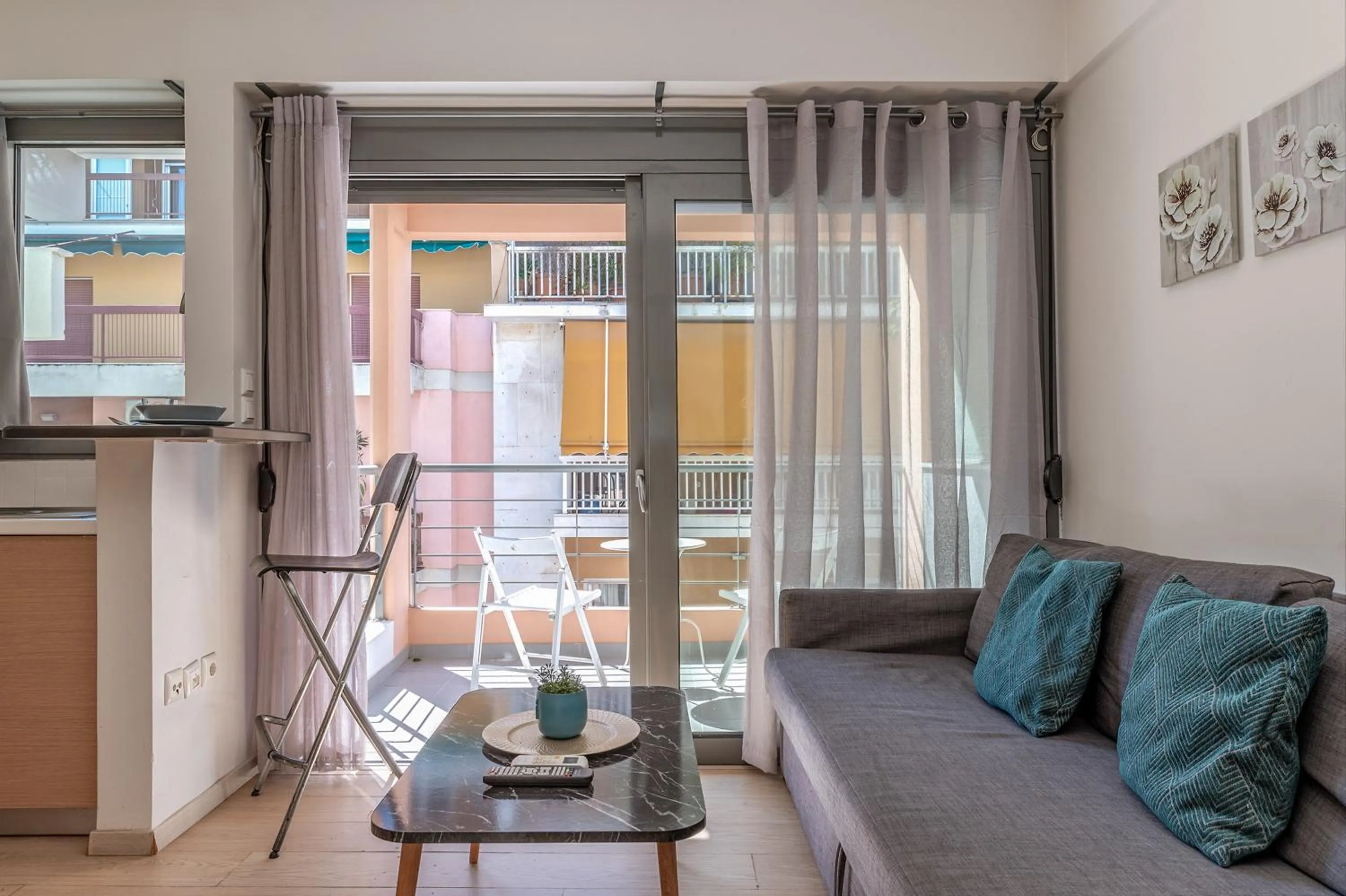 Living room in Elvita Apartments