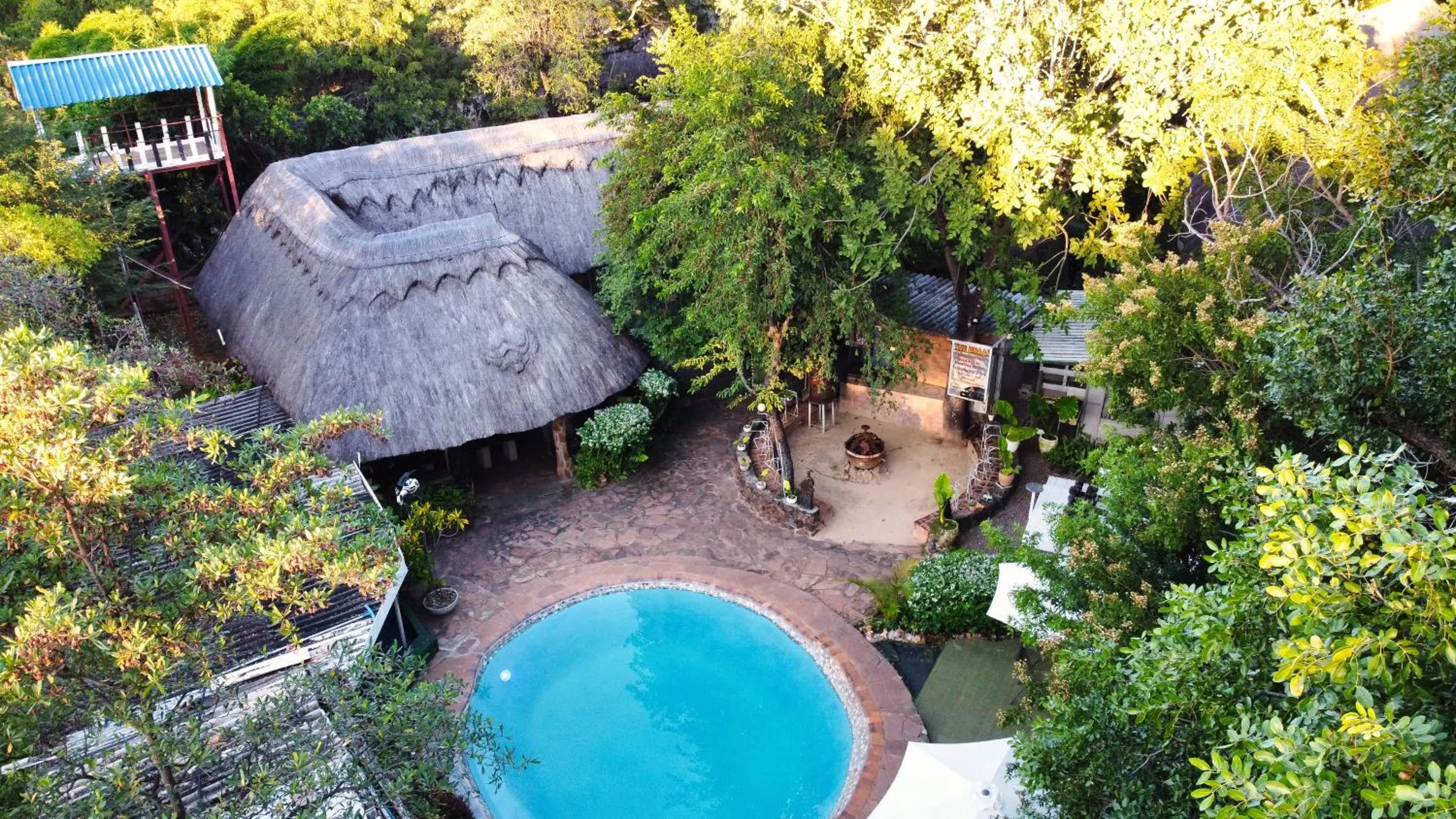 Property building in Victoria Falls Backpackers Lodge