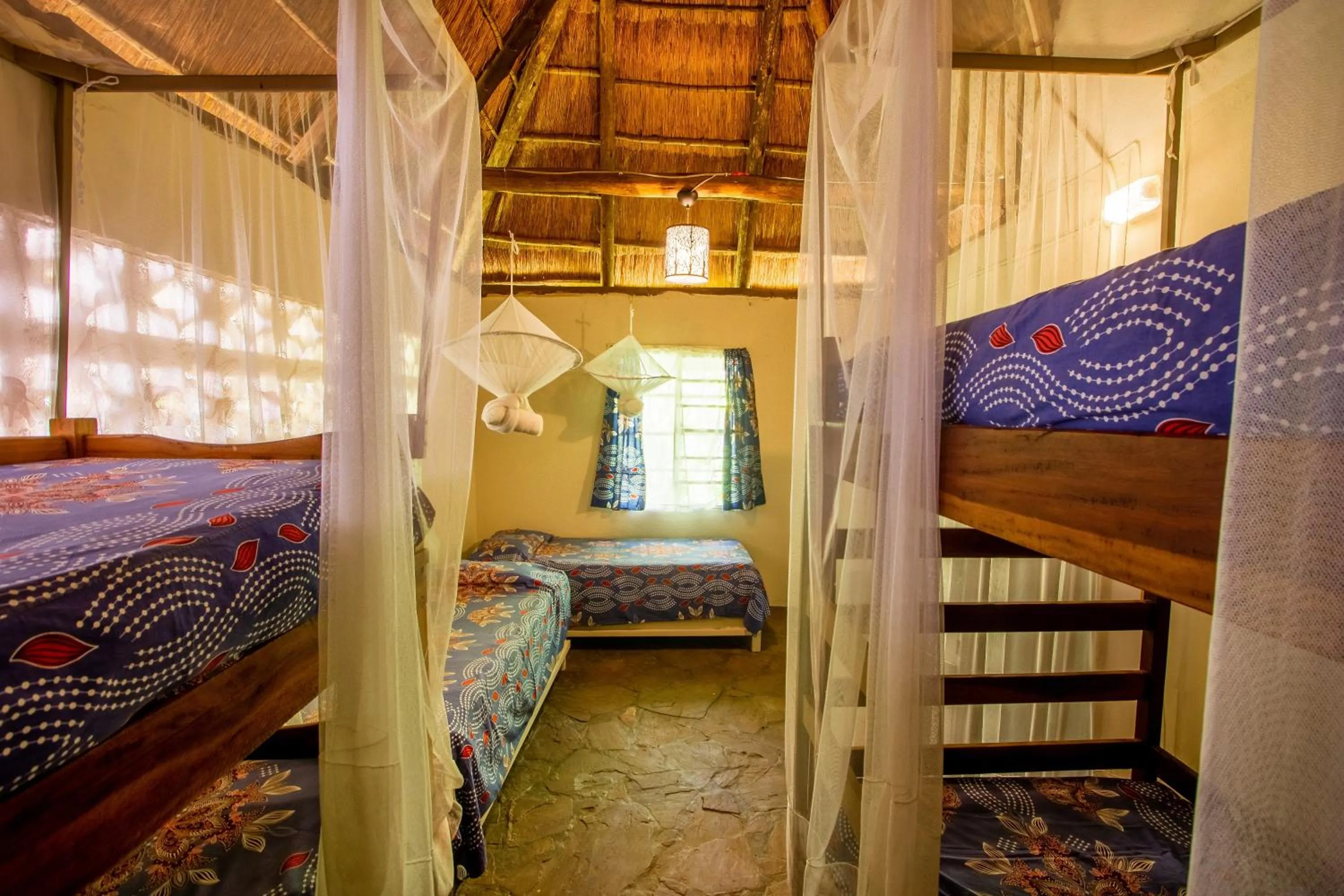 Bedroom, Bed in Victoria Falls Backpackers Lodge