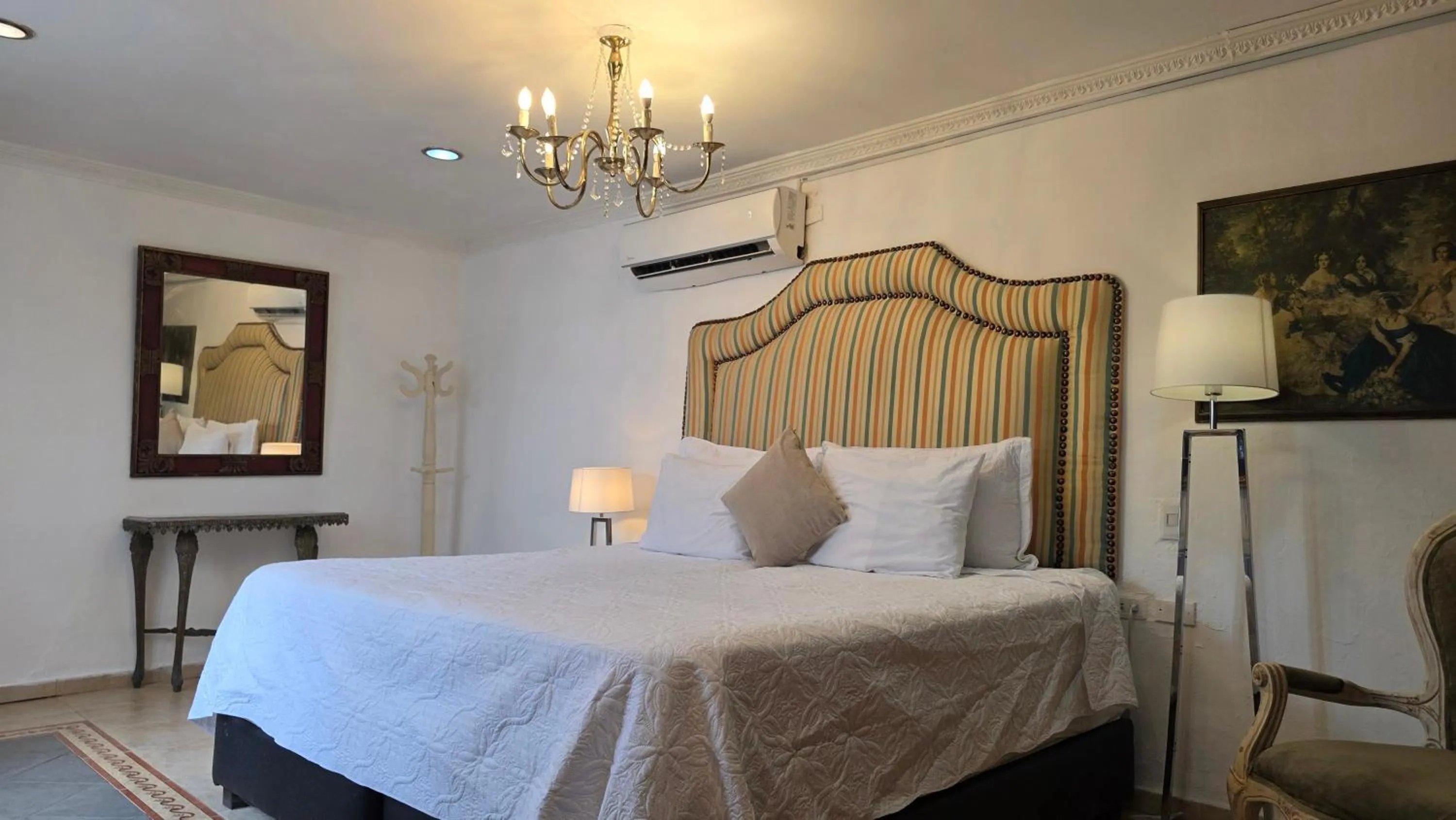 Photo of the whole room, Bed in Hotel Casa la Tablada