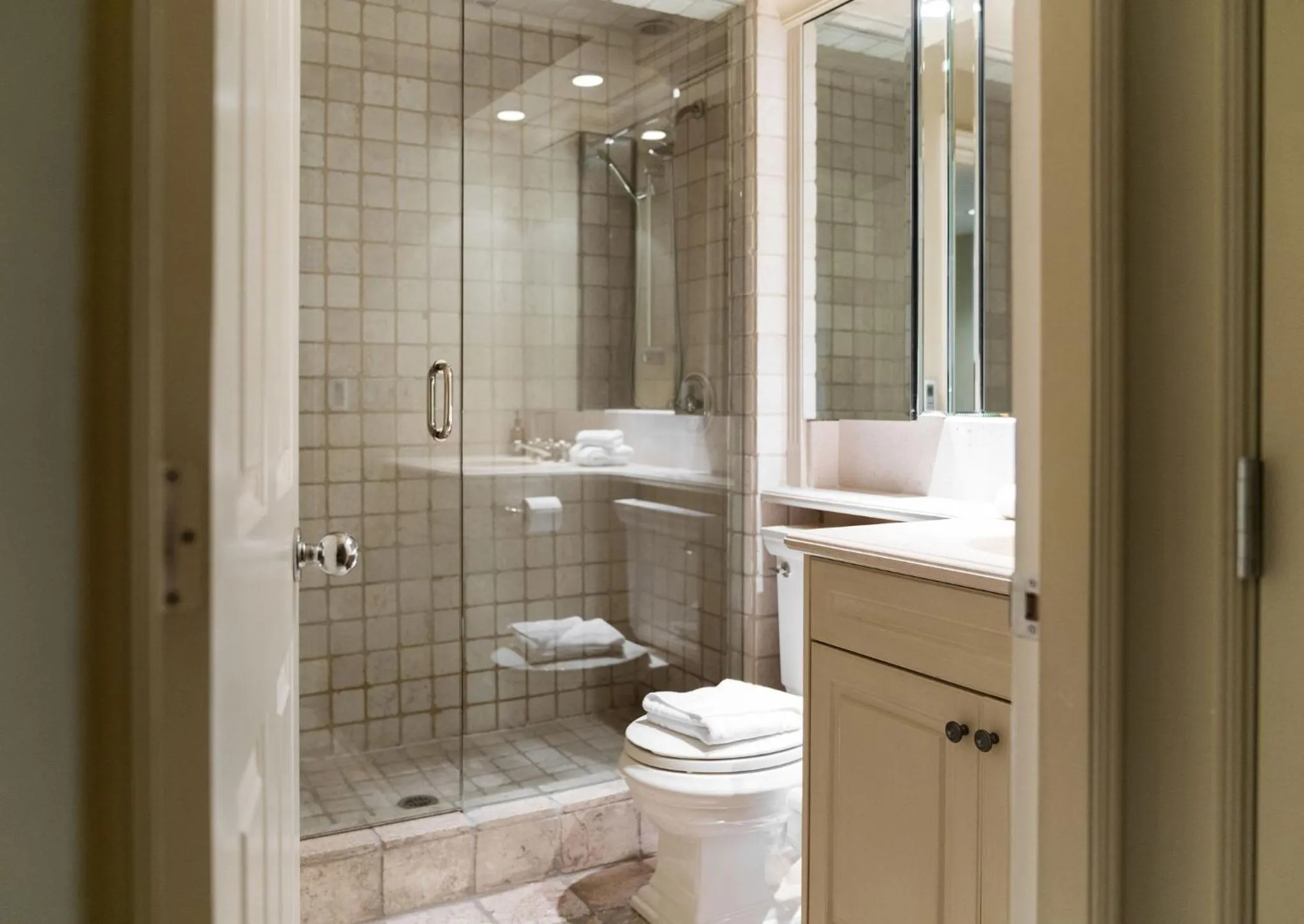 Gibbons Life Accommodations