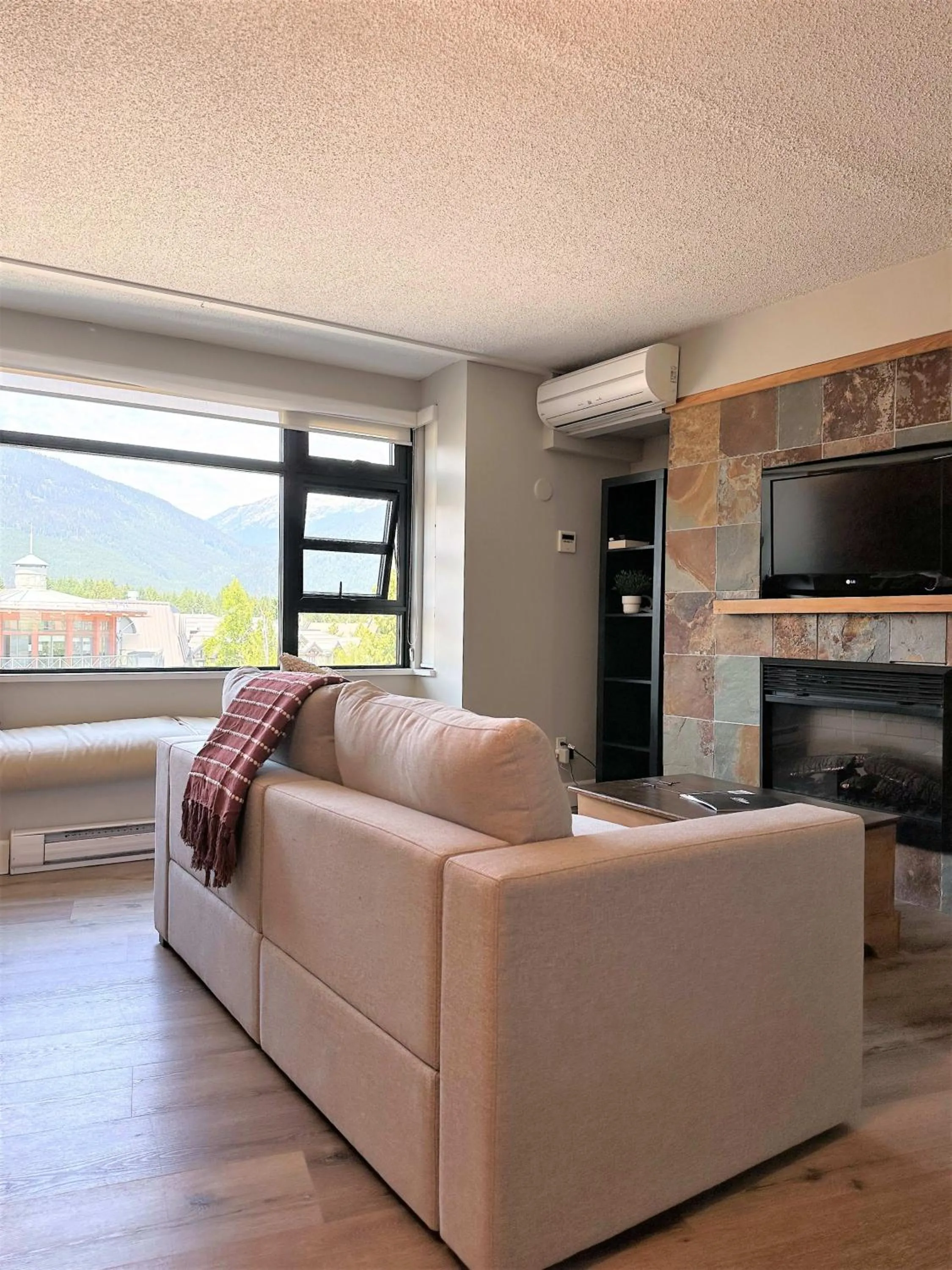 Gibbons Life Accommodations