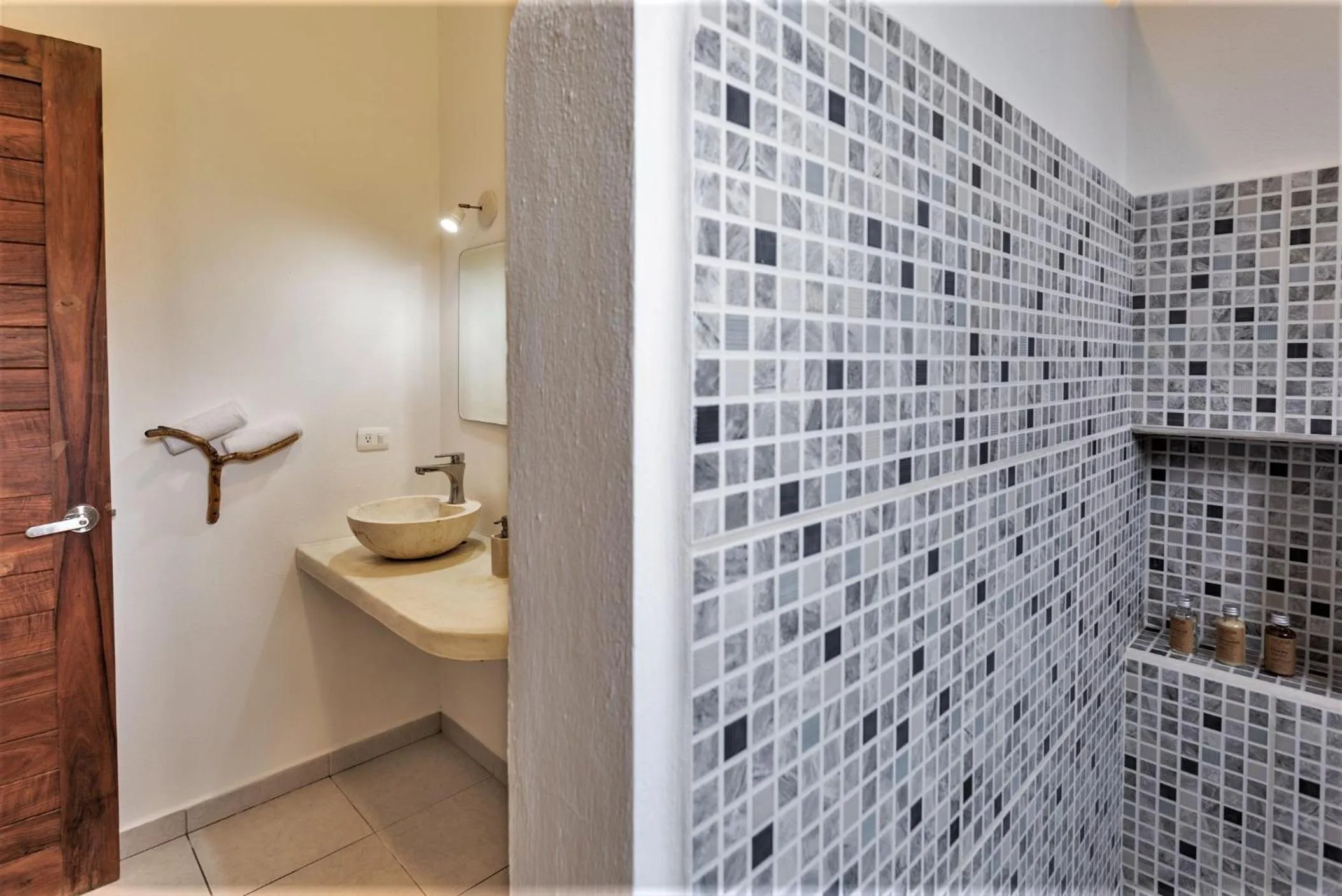 Bathroom in Hotel Aires Bacalar