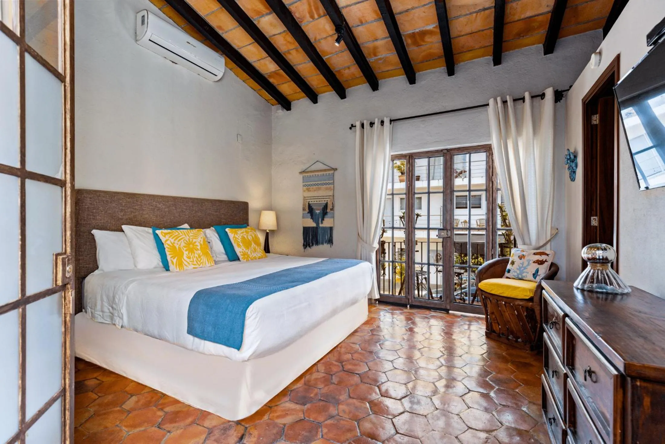 Bedroom, Bed in Villa Lola - Adults Only
