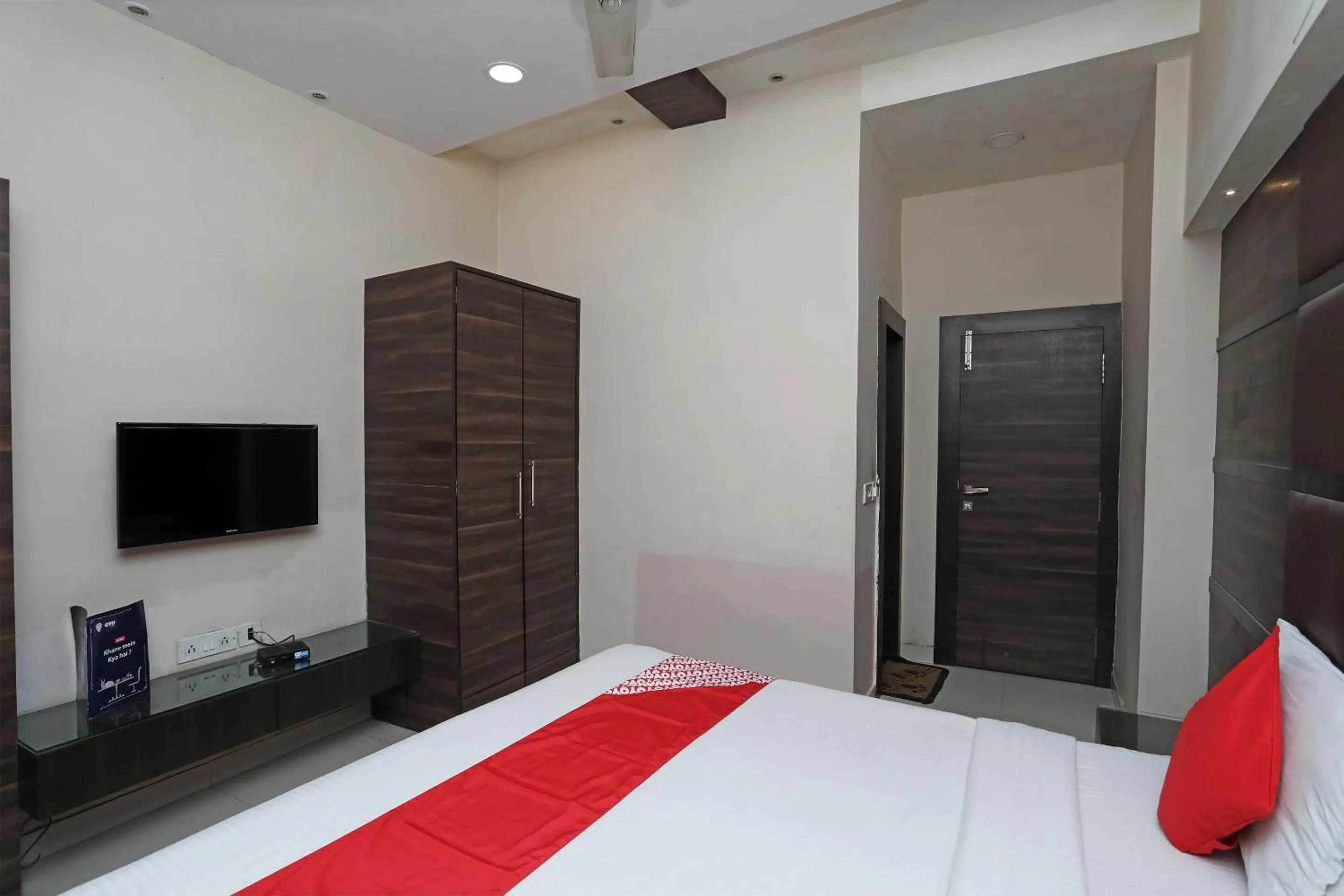 Bedroom, Bed in Hotel O South Fern