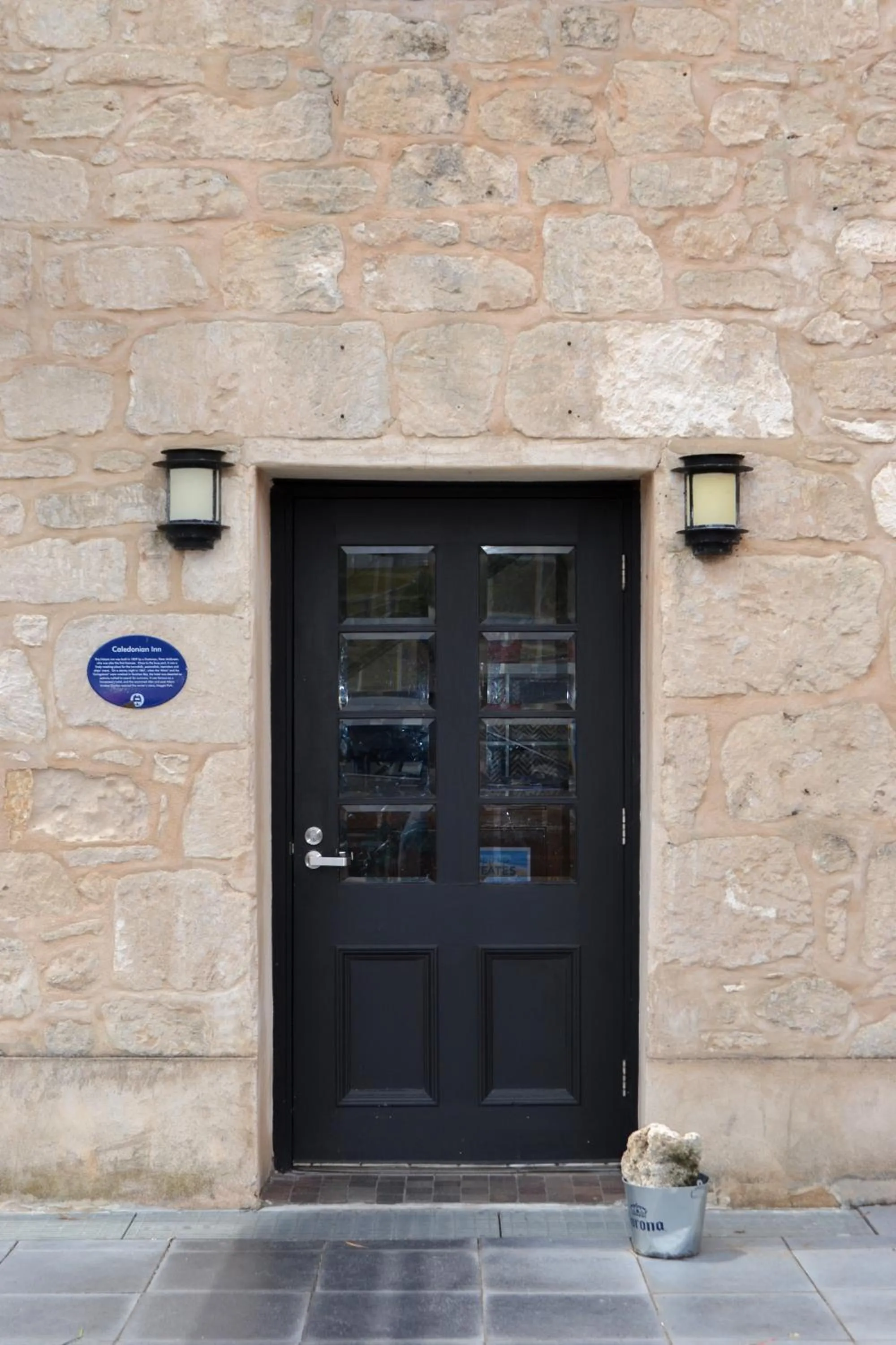 Property building in Caledonian Inn