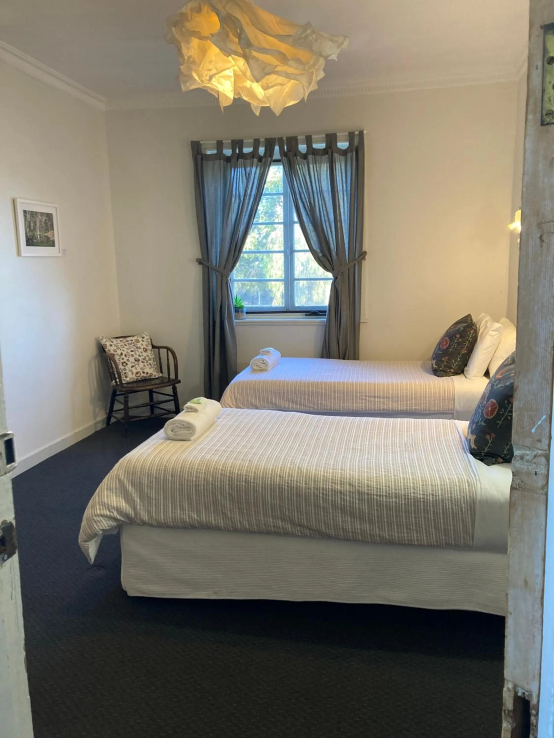 Bed in Caledonian Inn