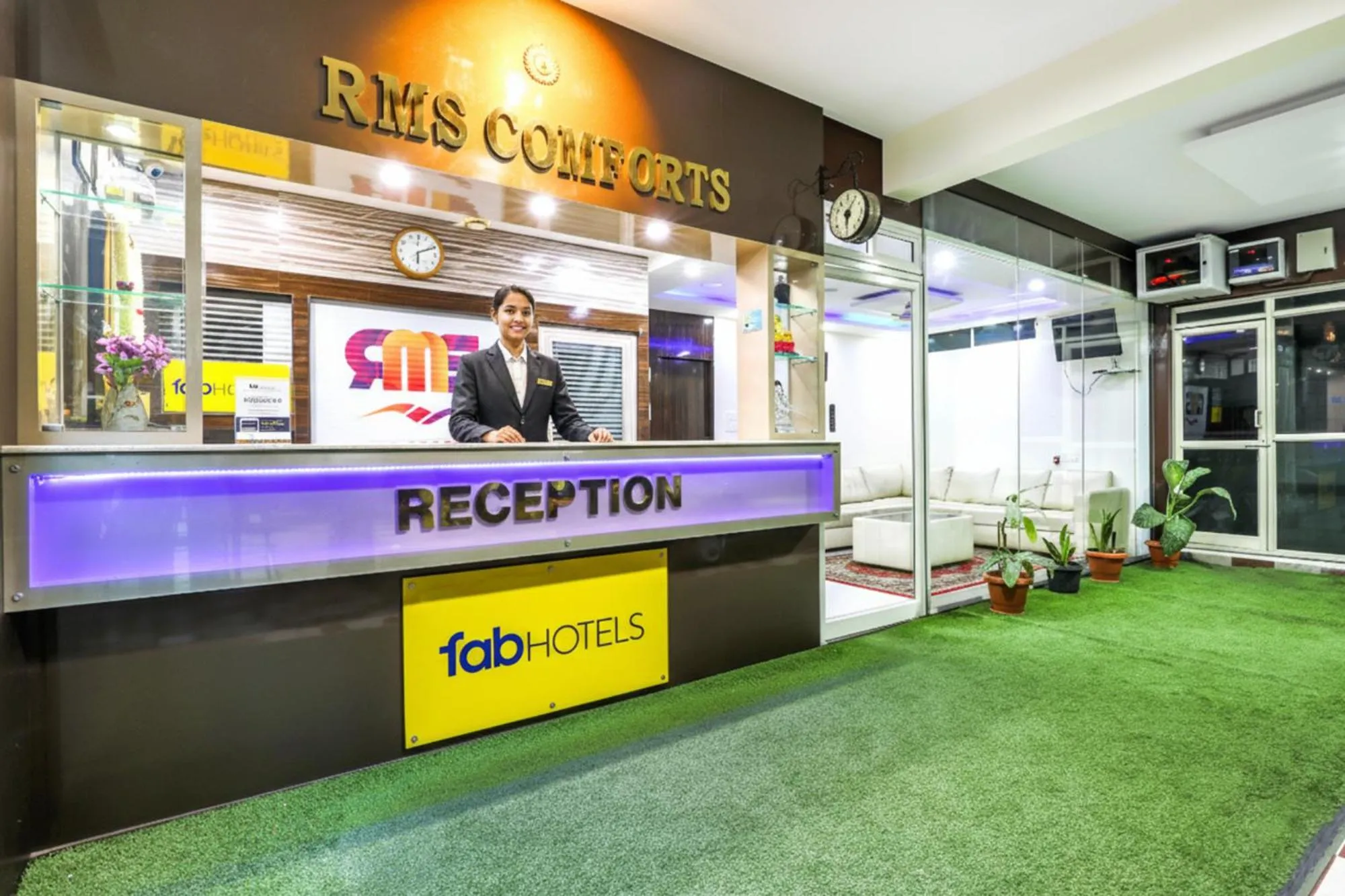 Lobby or reception in FabHotel RMS Comforts - Nr Yeshwantpur Railway Station