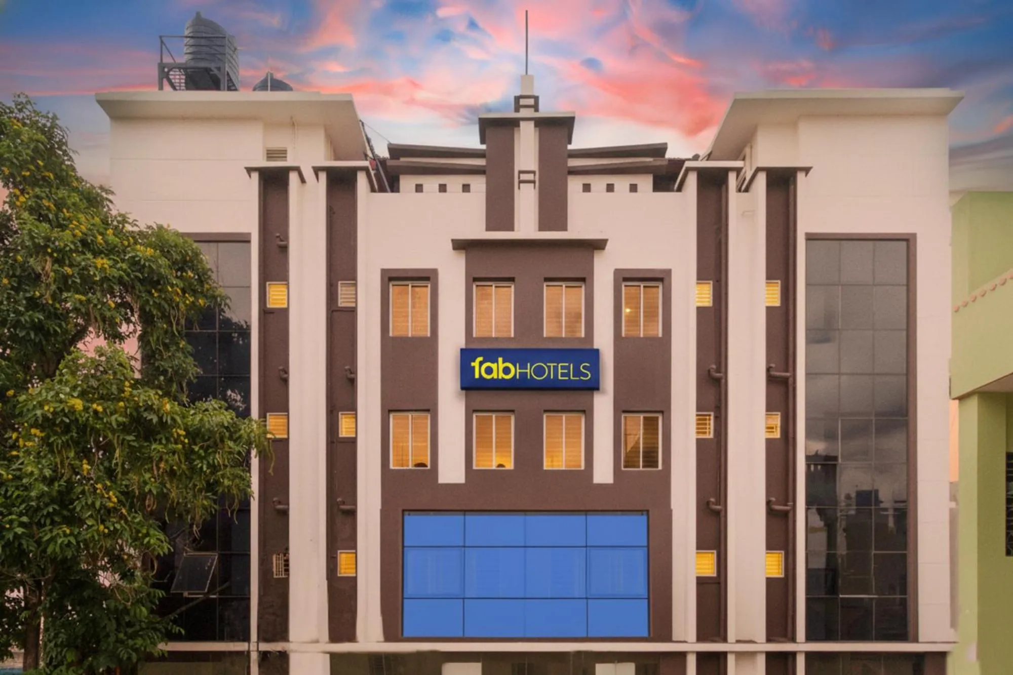 Property building in FabHotel RMS Comforts - Nr Yeshwantpur Railway Station