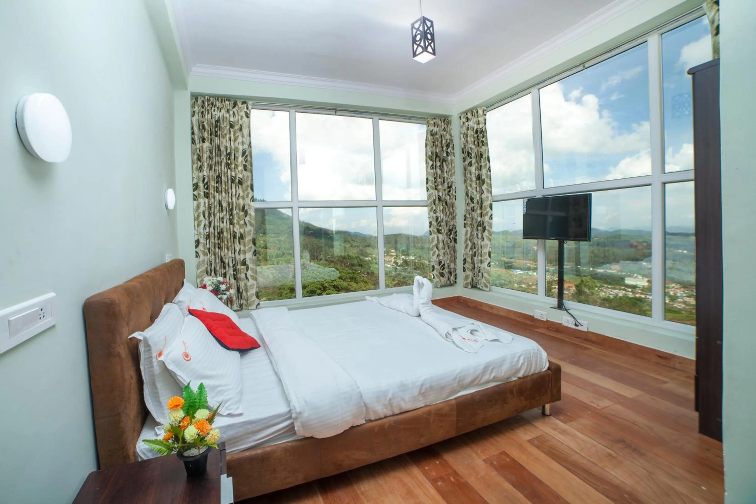 Bedroom, Bed in Tulips Valley View Resorts