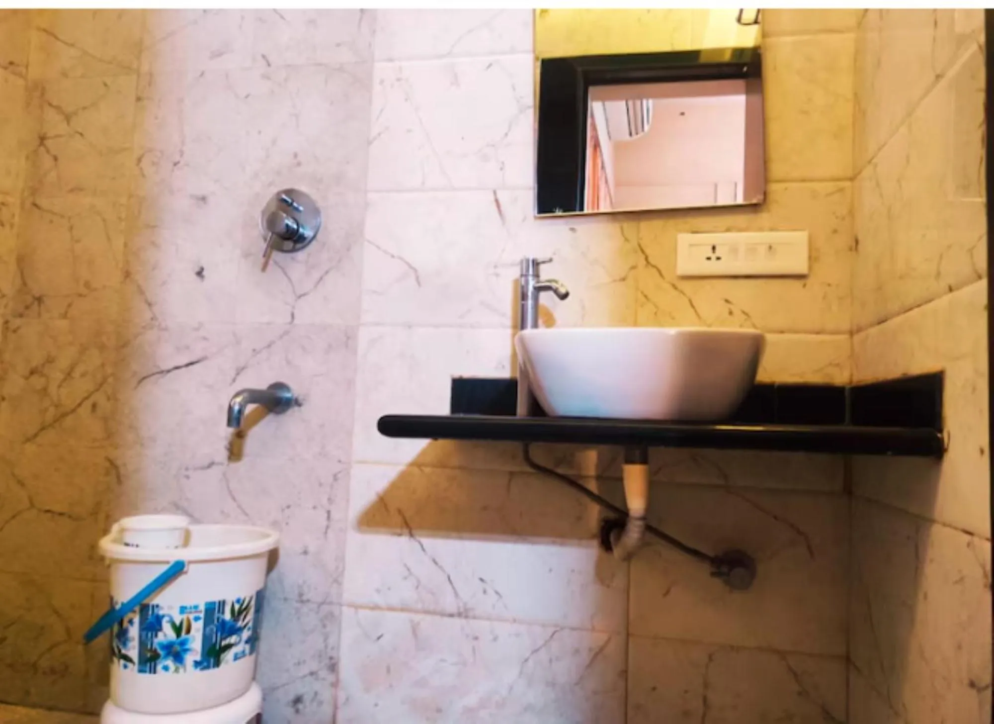 Bathroom in Hotel Sham Suman, Kolhapur- Opposite To Mahalaxmi Temple