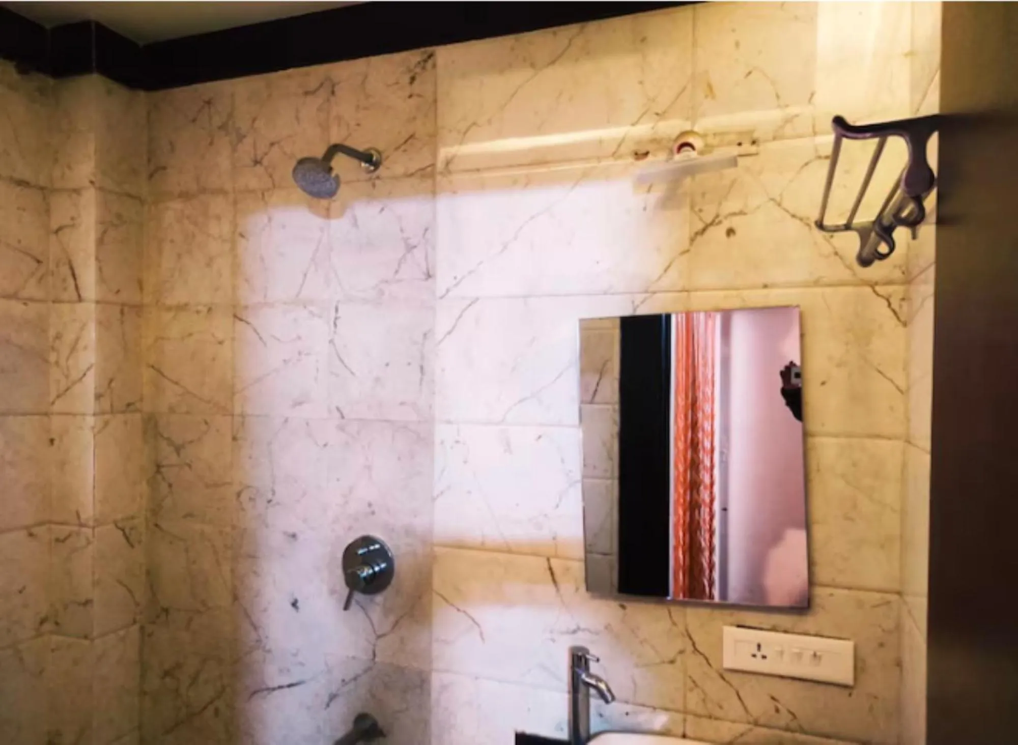 Hotel Sham Suman, Kolhapur- Opposite To Mahalaxmi Temple