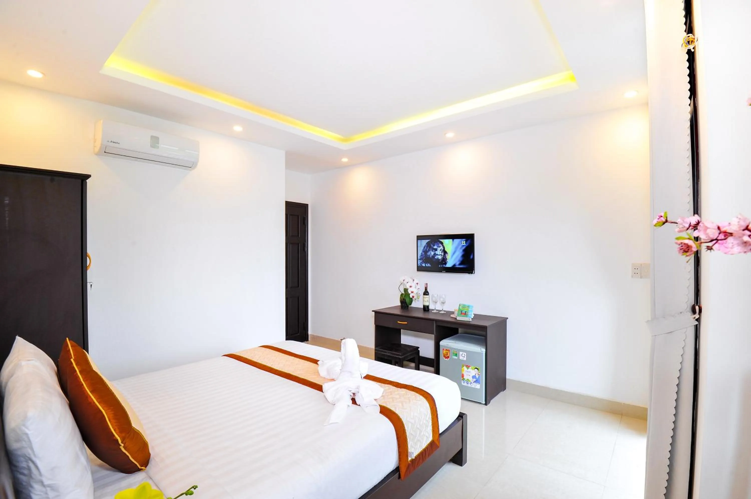 TV and multimedia, Bed in Hoi An Bali Homestay