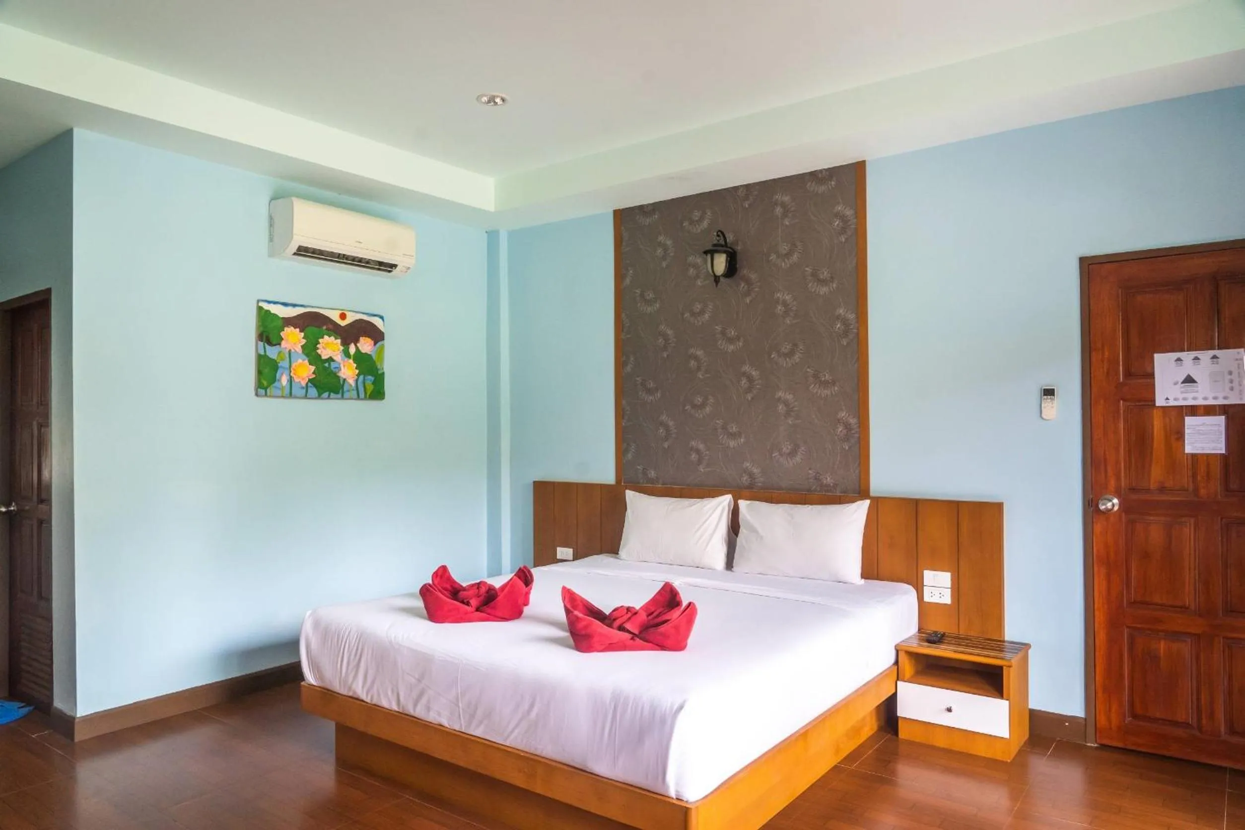 Bed in Chomview Resort