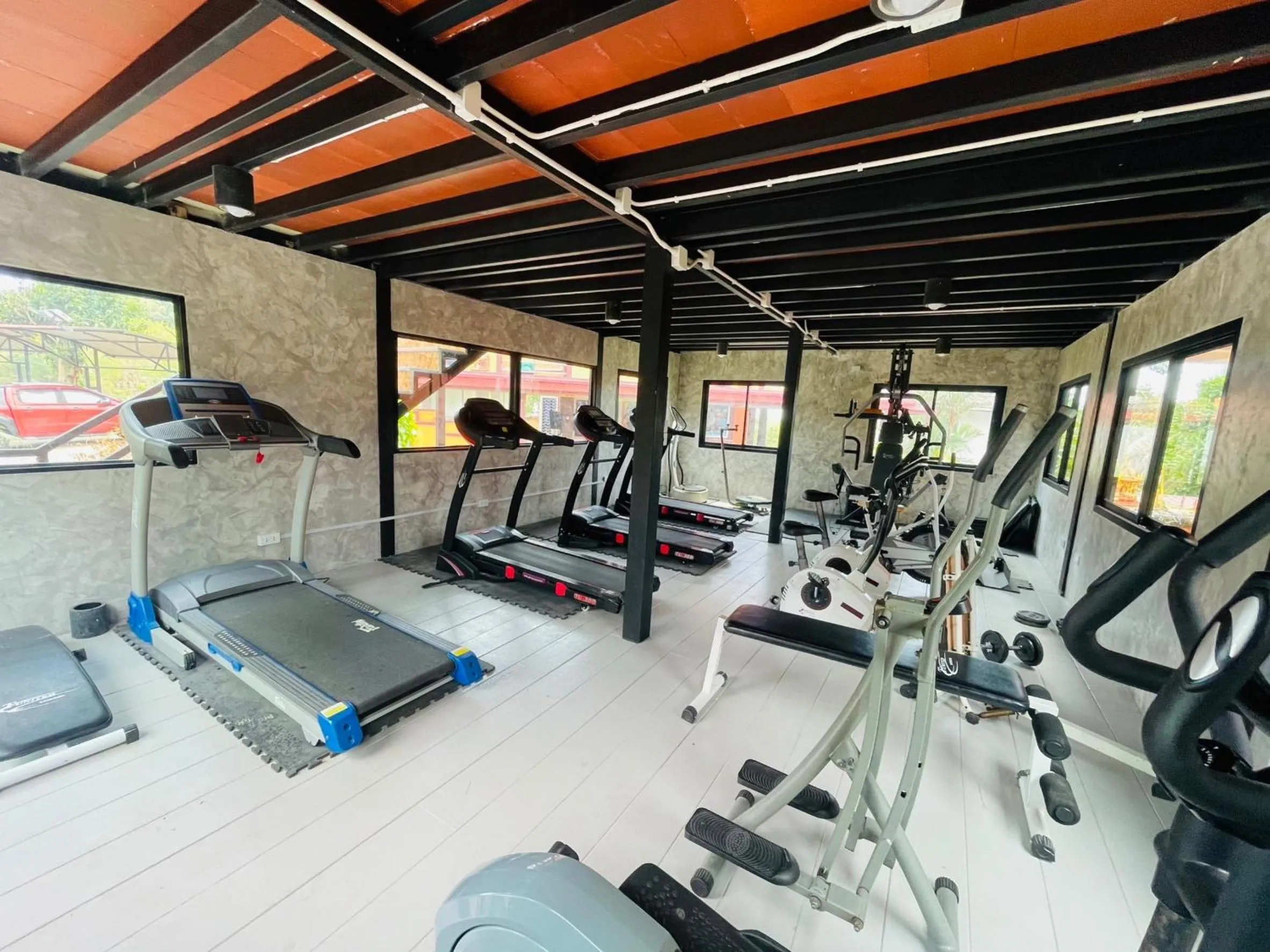 Fitness centre/facilities in Chomview Resort