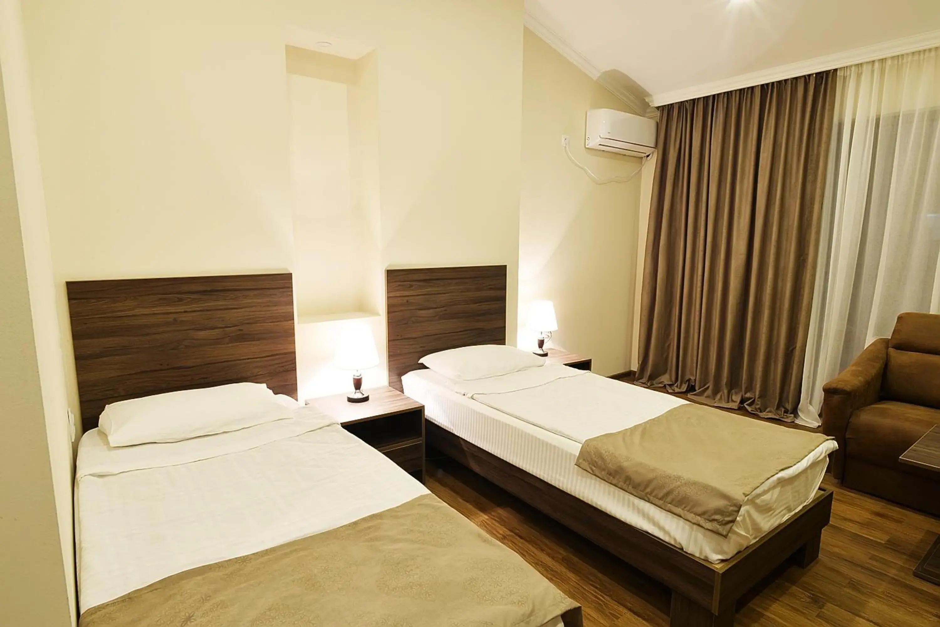 Superior Twin Room in MGK Hotel Superior Twin Room in MGK Hotel