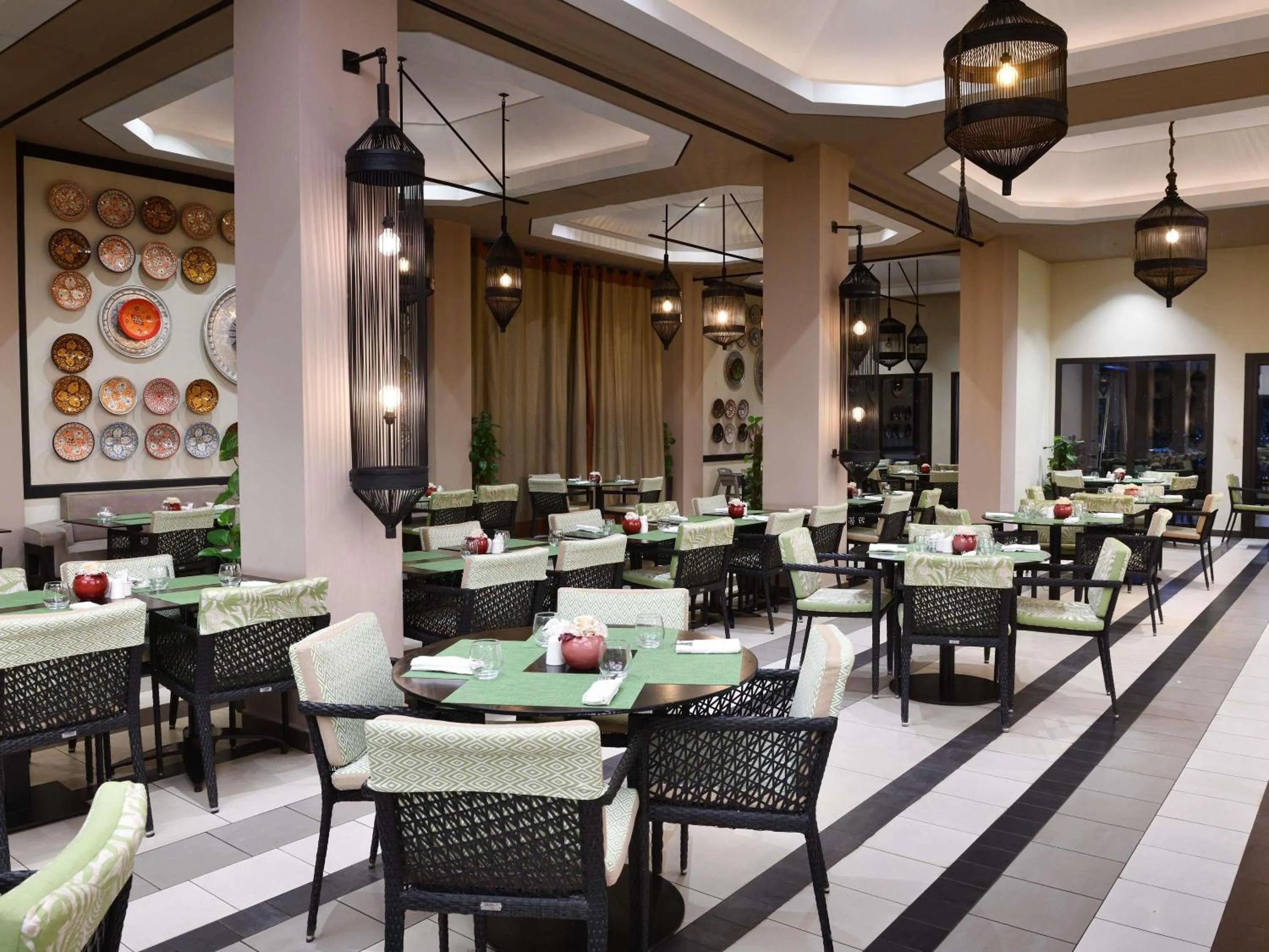 Restaurant/places to eat in Mövenpick Hotel Mansour Eddahbi Marrakech