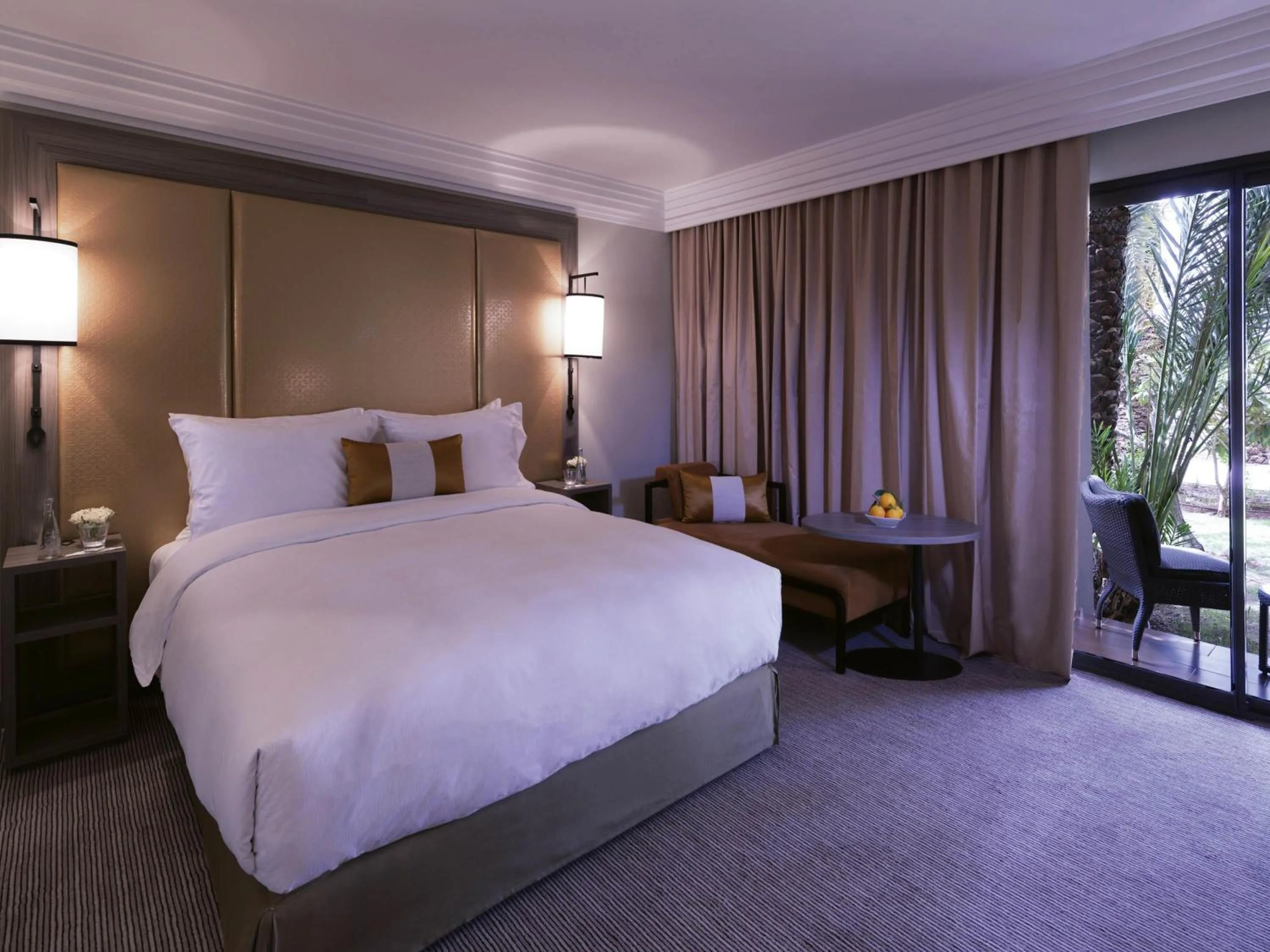 Bedroom, Bed in Mövenpick Hotel Mansour Eddahbi Marrakech