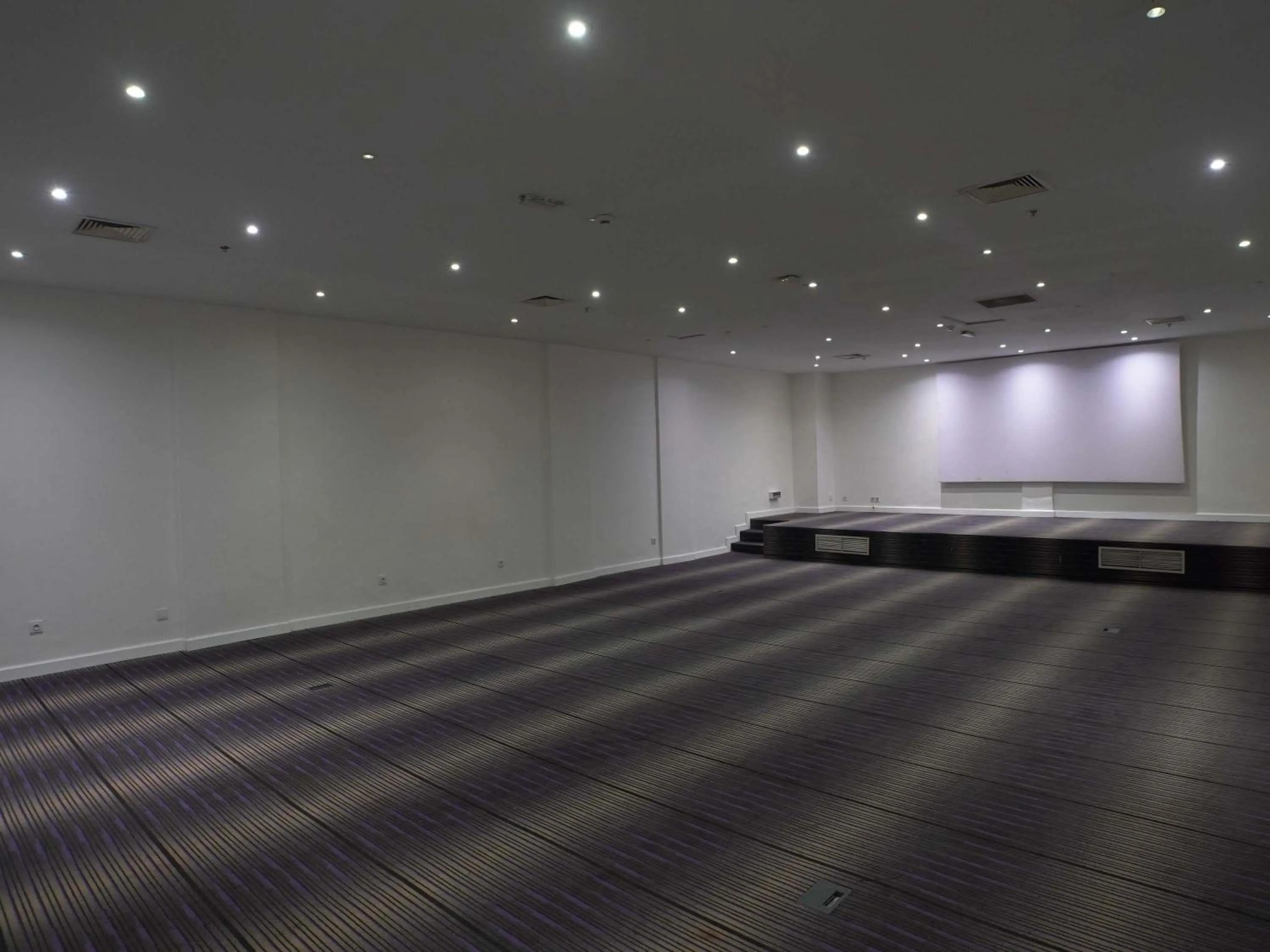 Meeting/conference room in Mövenpick Hotel Mansour Eddahbi Marrakech