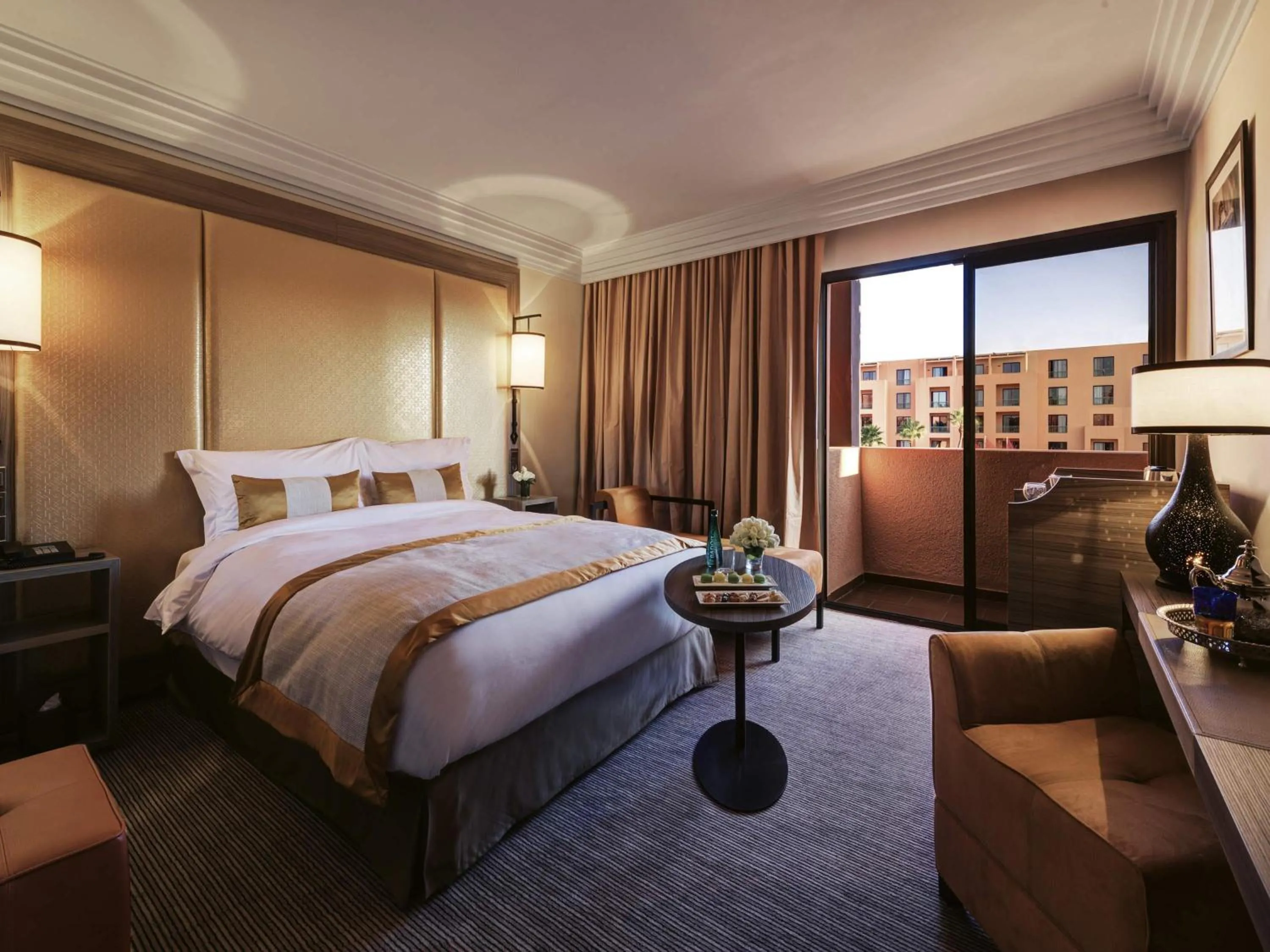 Bedroom, Bed in Mövenpick Hotel Mansour Eddahbi Marrakech