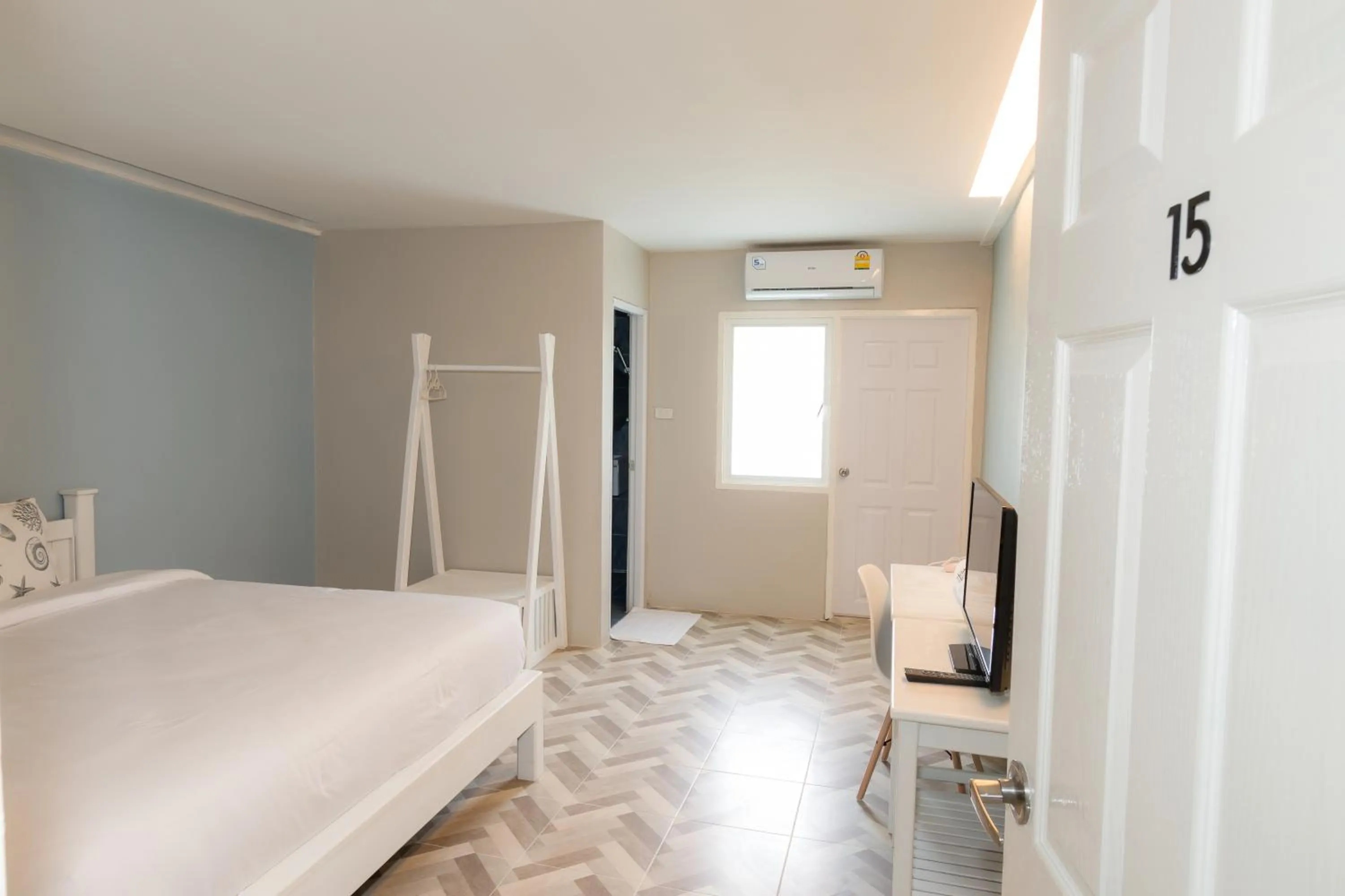 Decorative detail, Bed in THE HABITAT Koh Chang - VJ Island View