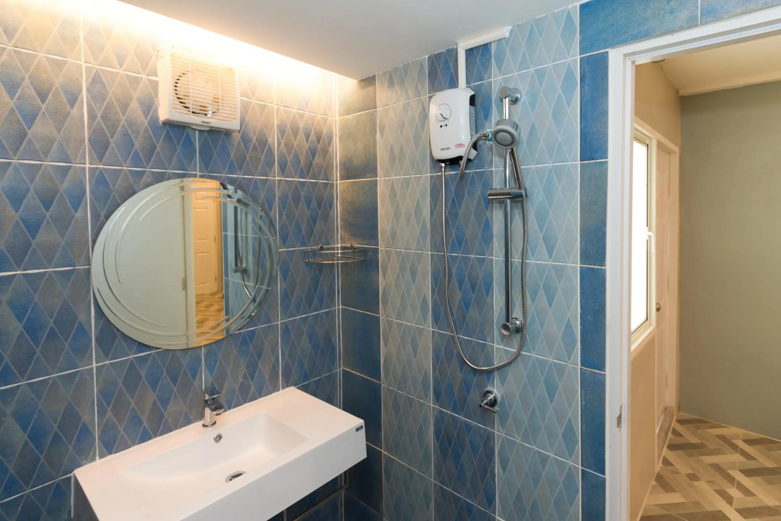 Bathroom in THE HABITAT Koh Chang - VJ Island View