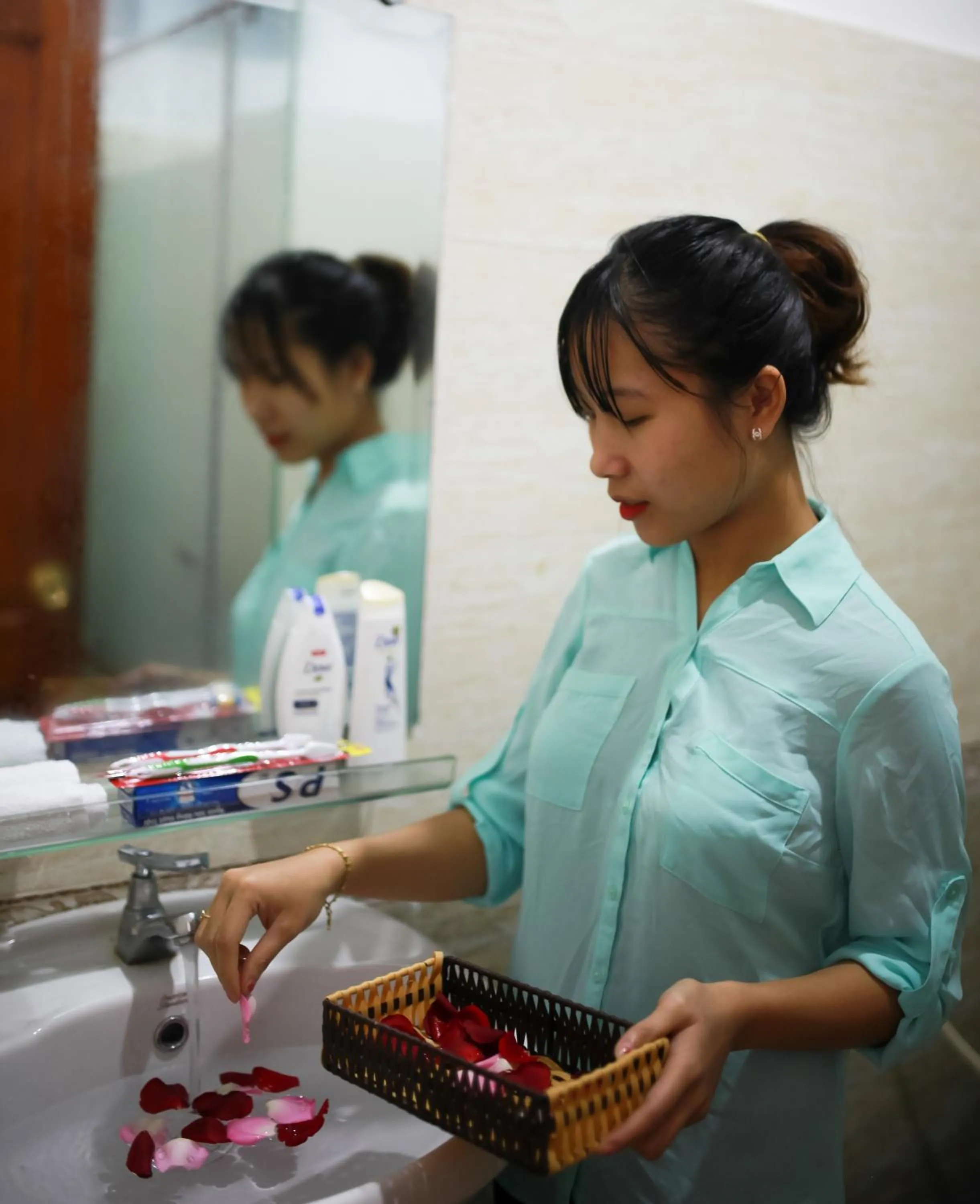 Staff in Lum Dong Tien Hotel