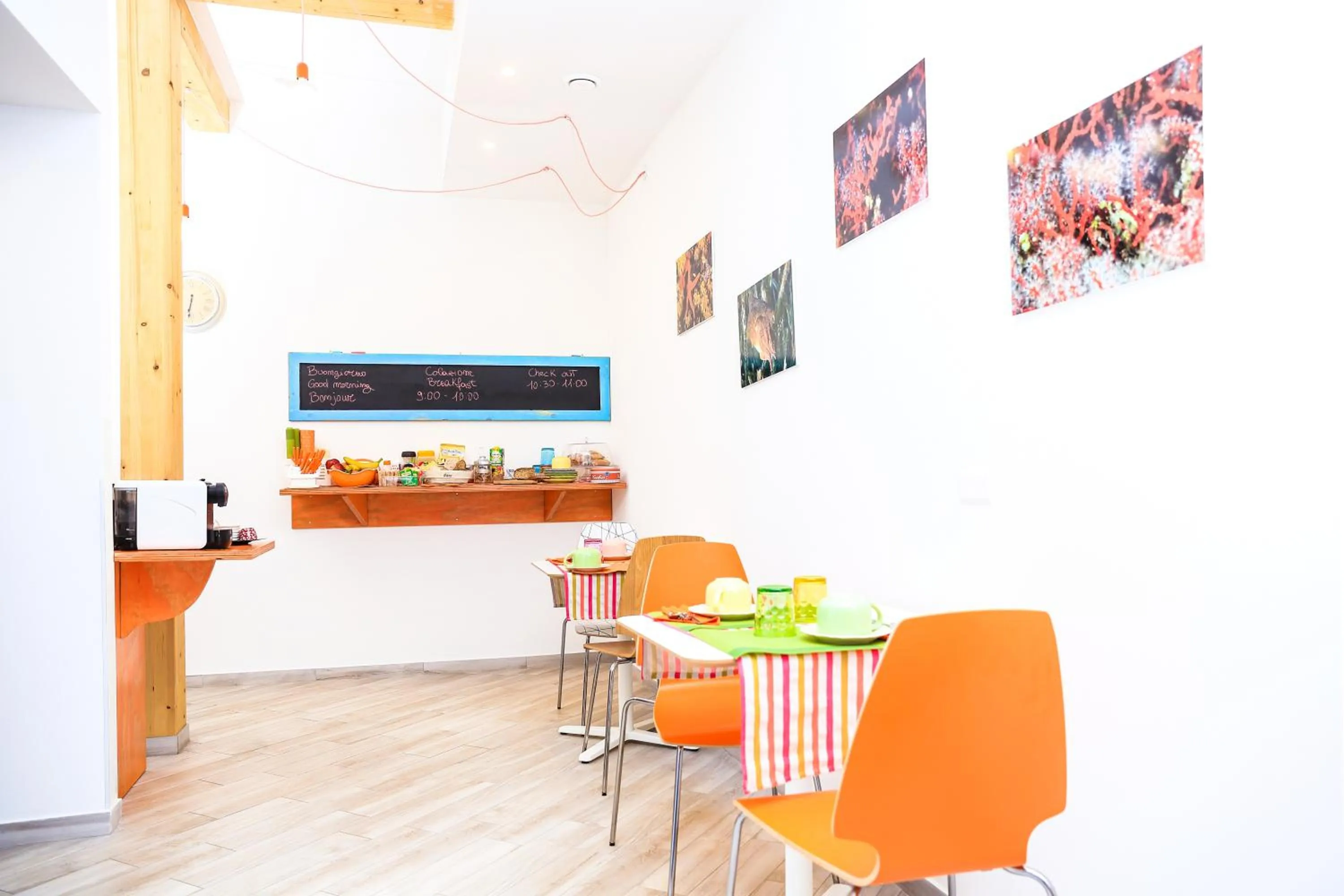 Communal lounge/ TV room in La Posidonia Oceanica