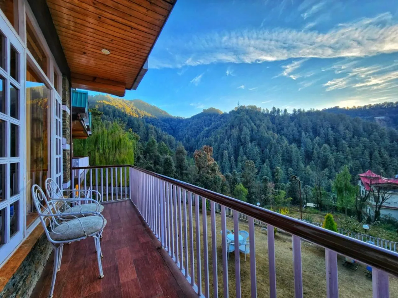 KAMNA HILL RESORT a Boutique cottages