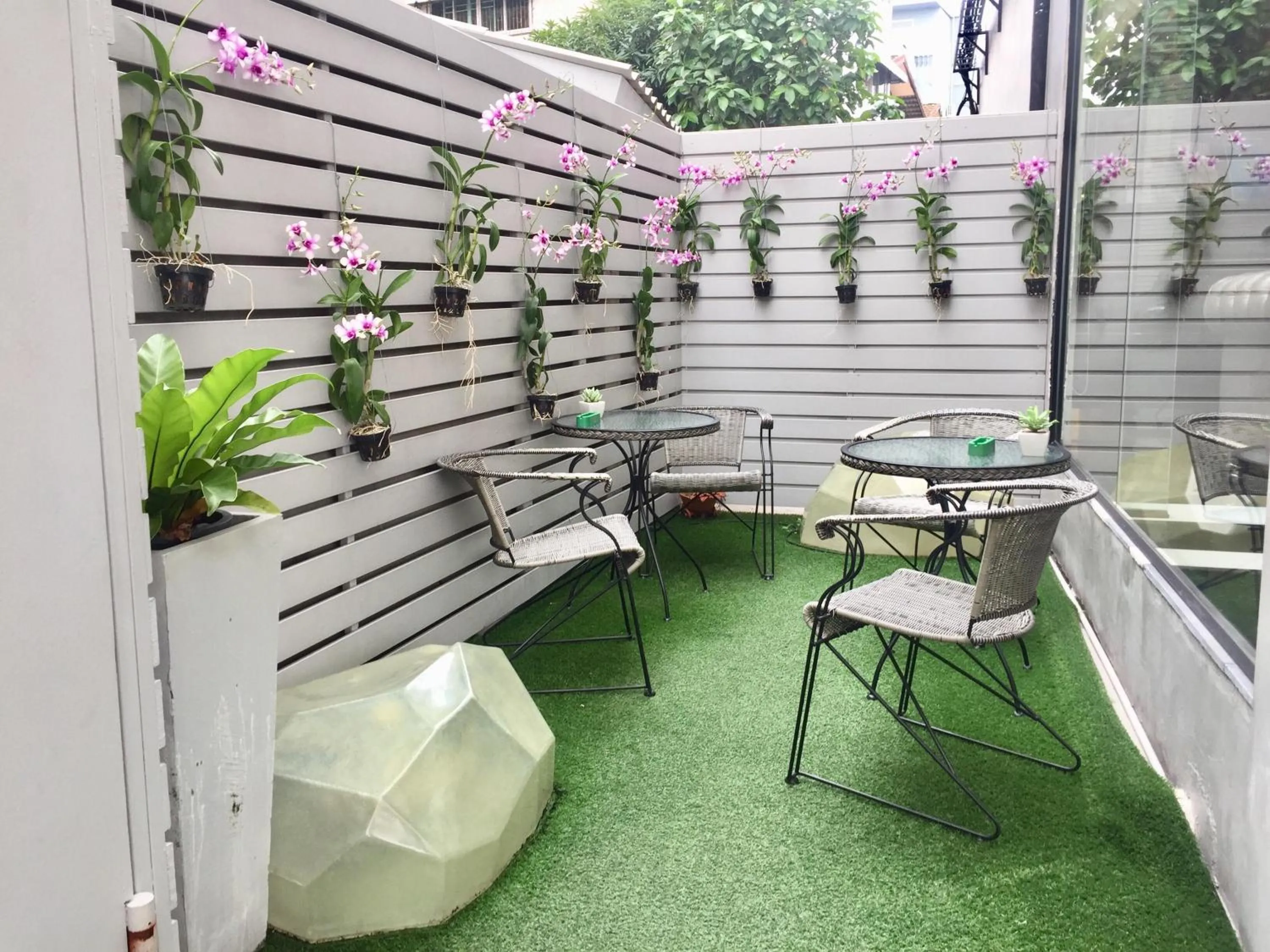 Area and facilities in Methavalai Residence Hotel