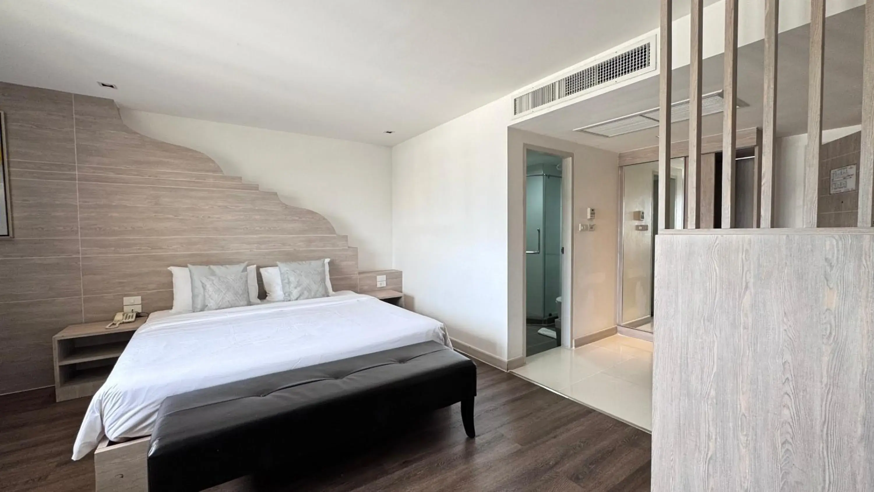 Deluxe Triple Room in Methavalai Residence Hotel Deluxe Triple Room in Methavalai Residence Hotel