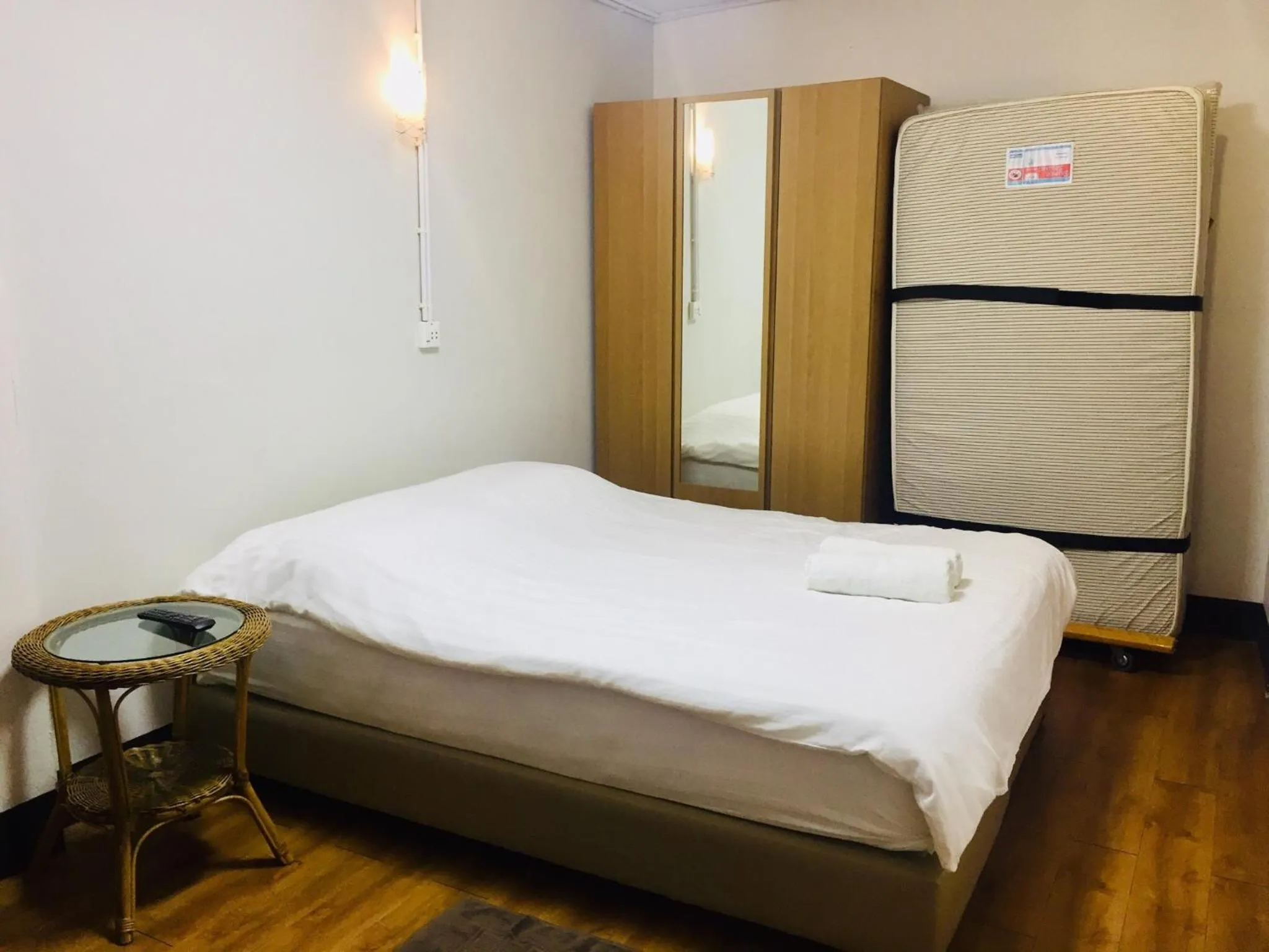 Bed in Home @Samlan Soi 1