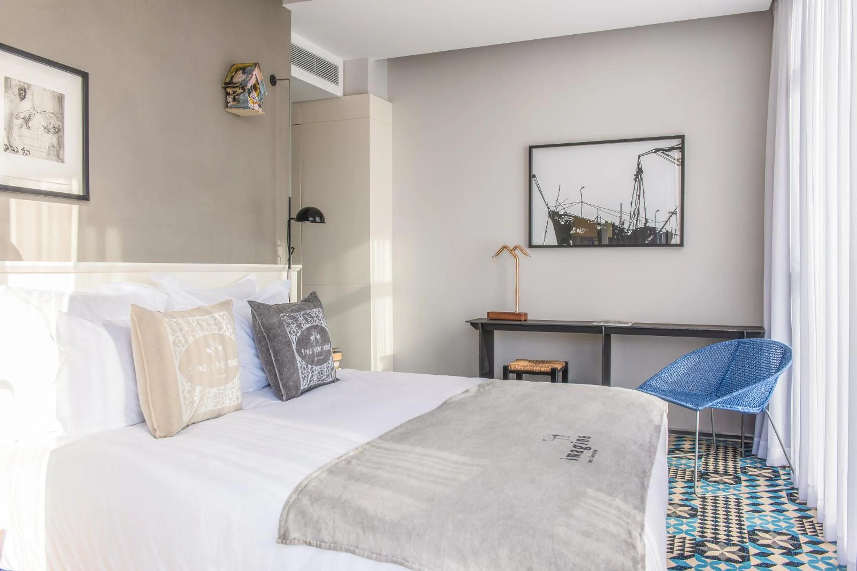 Photo of the whole room, Bed in Bezalel Hotel - an Atlas Boutique Hotel