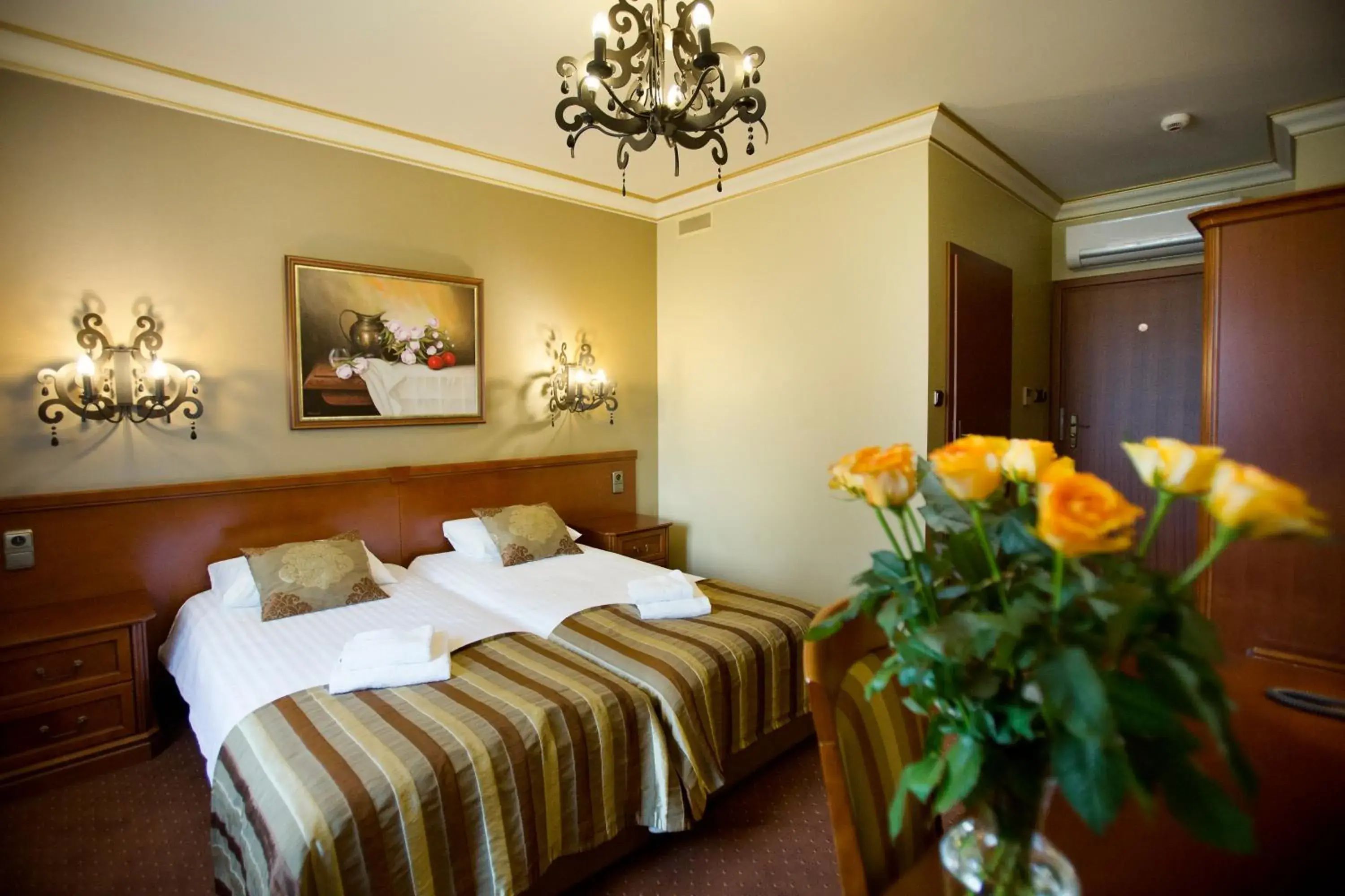 Small Double or Twin Room - single occupancy in Hotel przy Młynie Small Double or Twin Room - single occupancy in Hotel przy Młynie