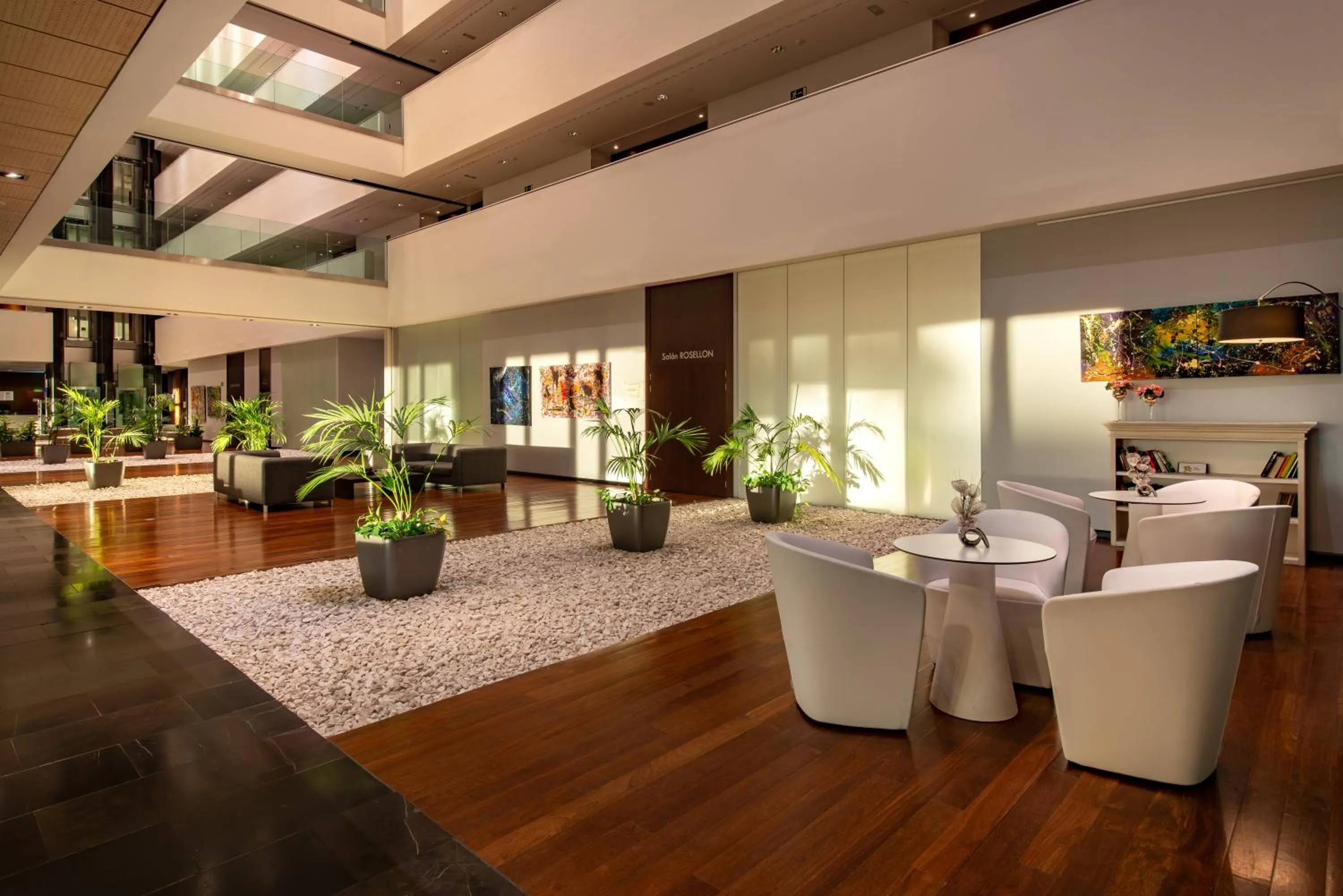 Lounge or bar in Hotel Diagonal Plaza