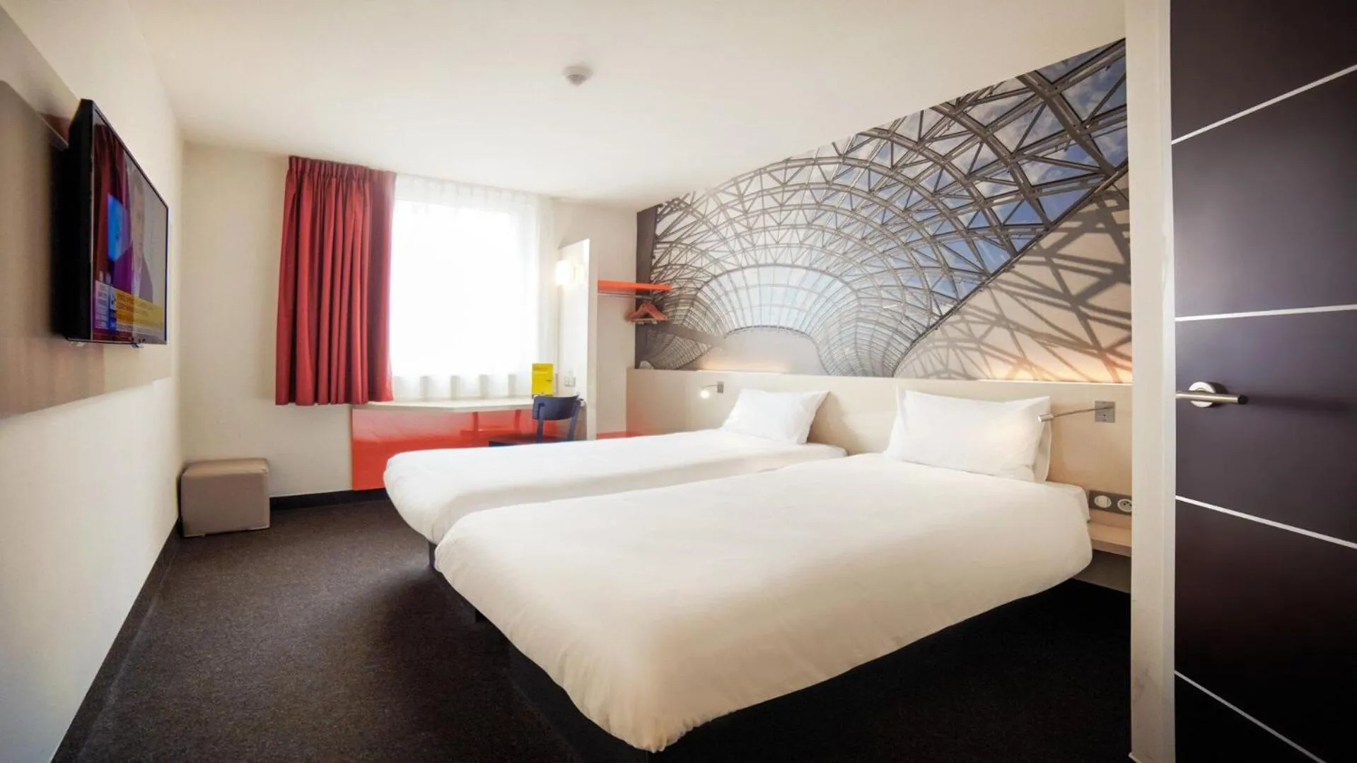 Photo of the whole room, Bed in B&B HOTEL Katowice Centrum