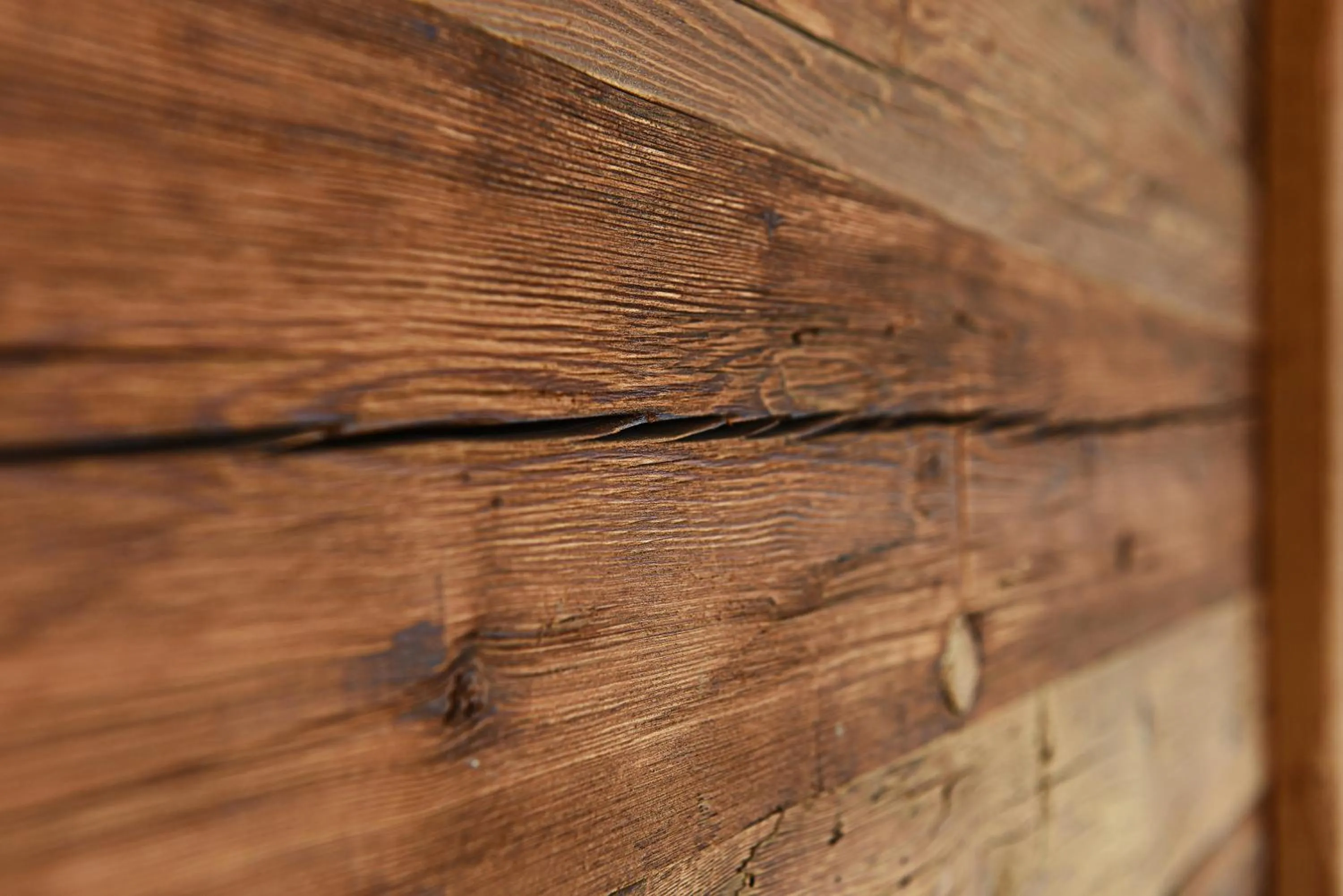 Decorative detail in Aurina Lodges