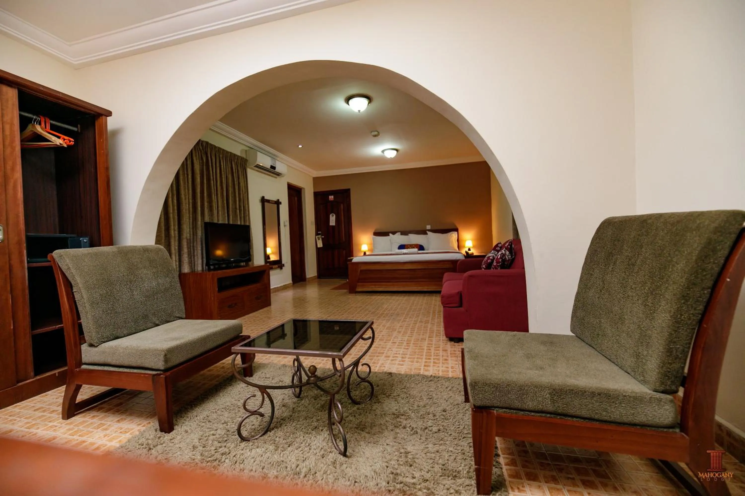 Mahogany Lodge, Cantonments