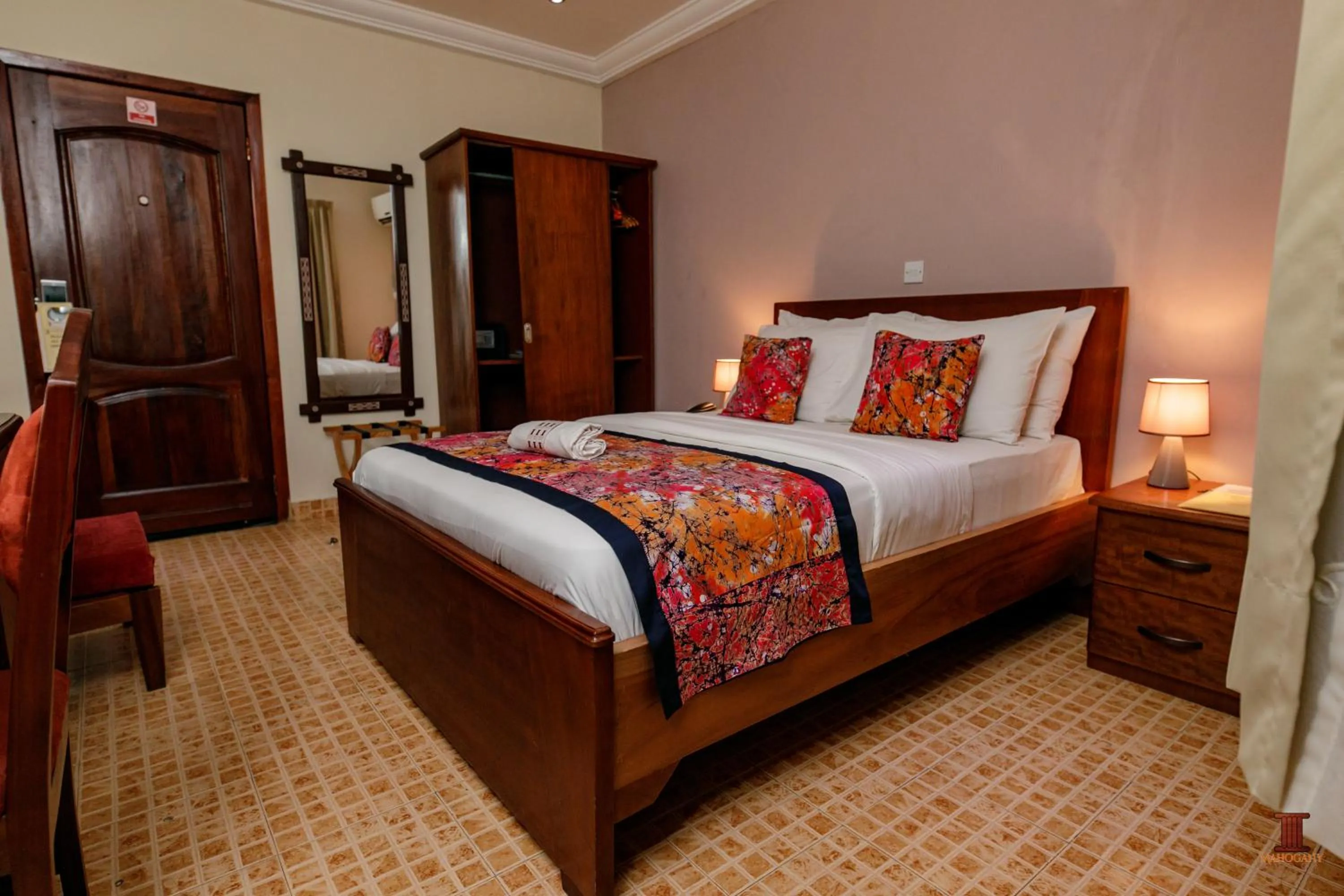 Bed in Mahogany Lodge, Cantonments