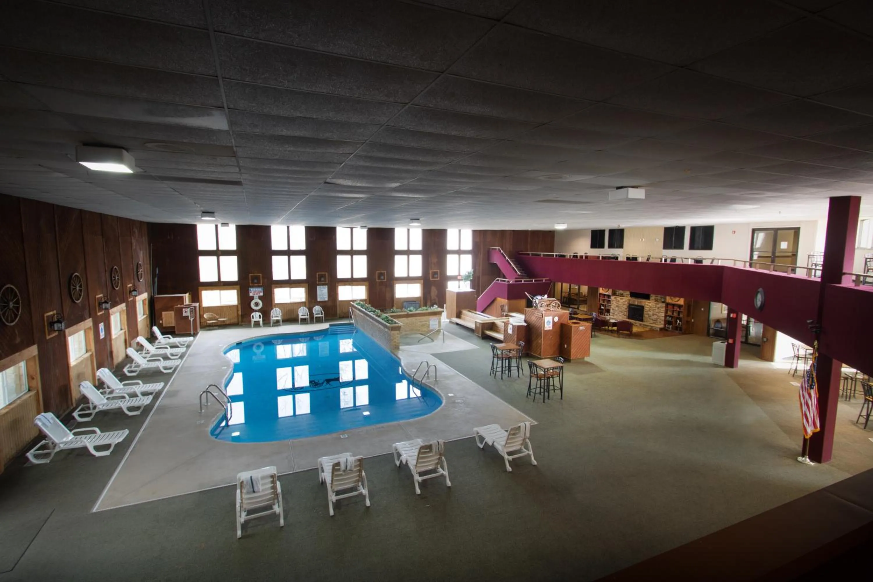 Swimming pool in Carriage House Country Club