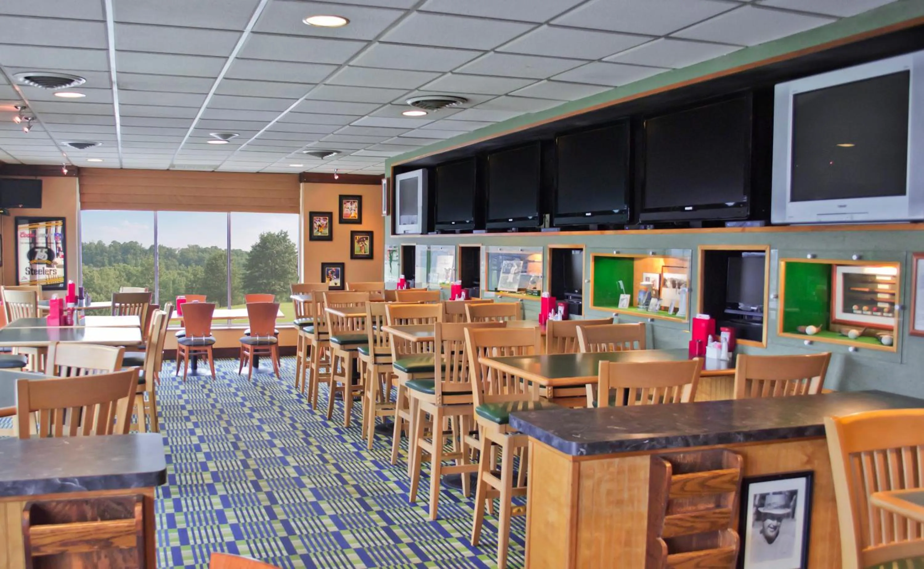 Restaurant/places to eat in Lakeview Golf Resort