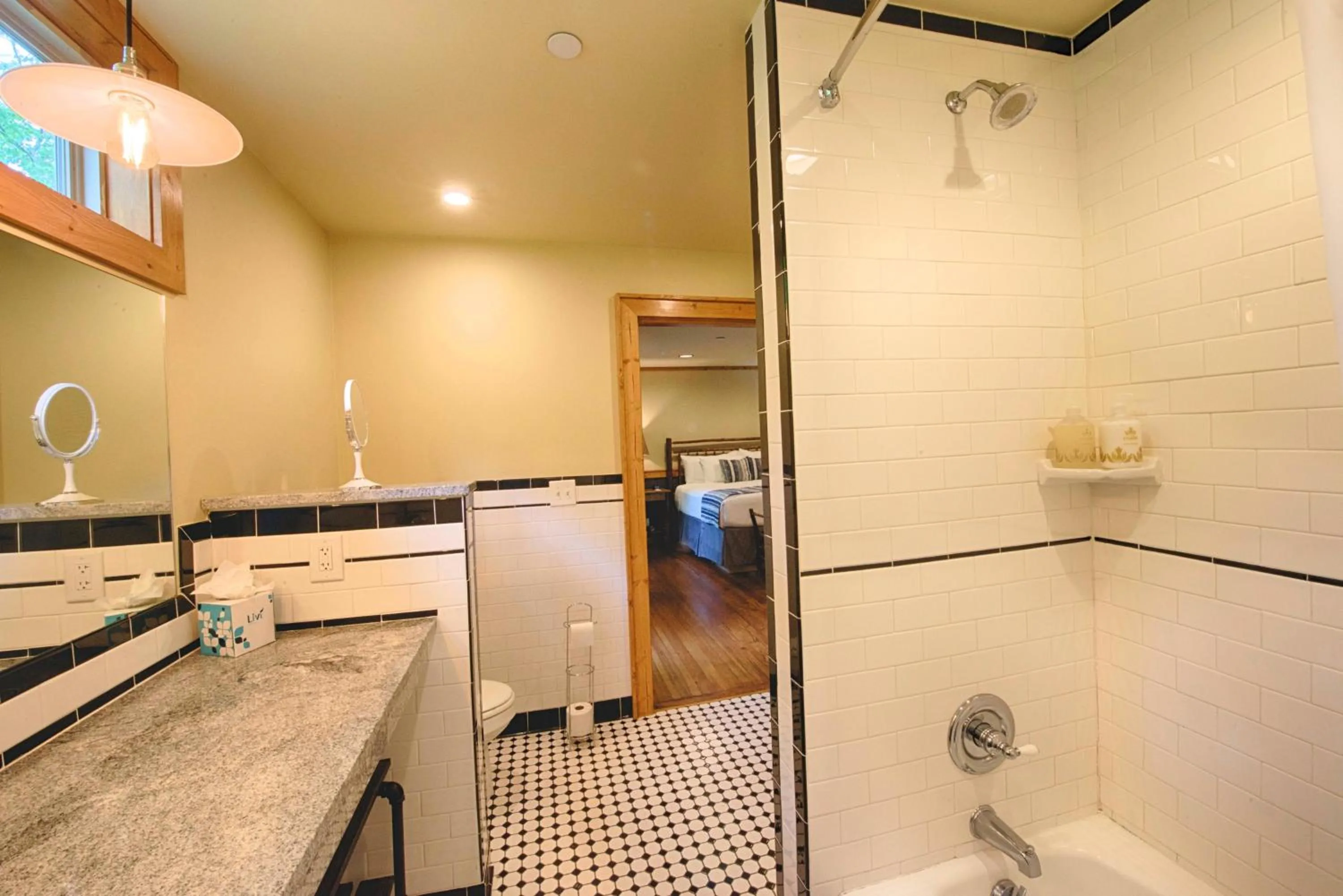 Shower in Historic Tapoco Lodge Resort